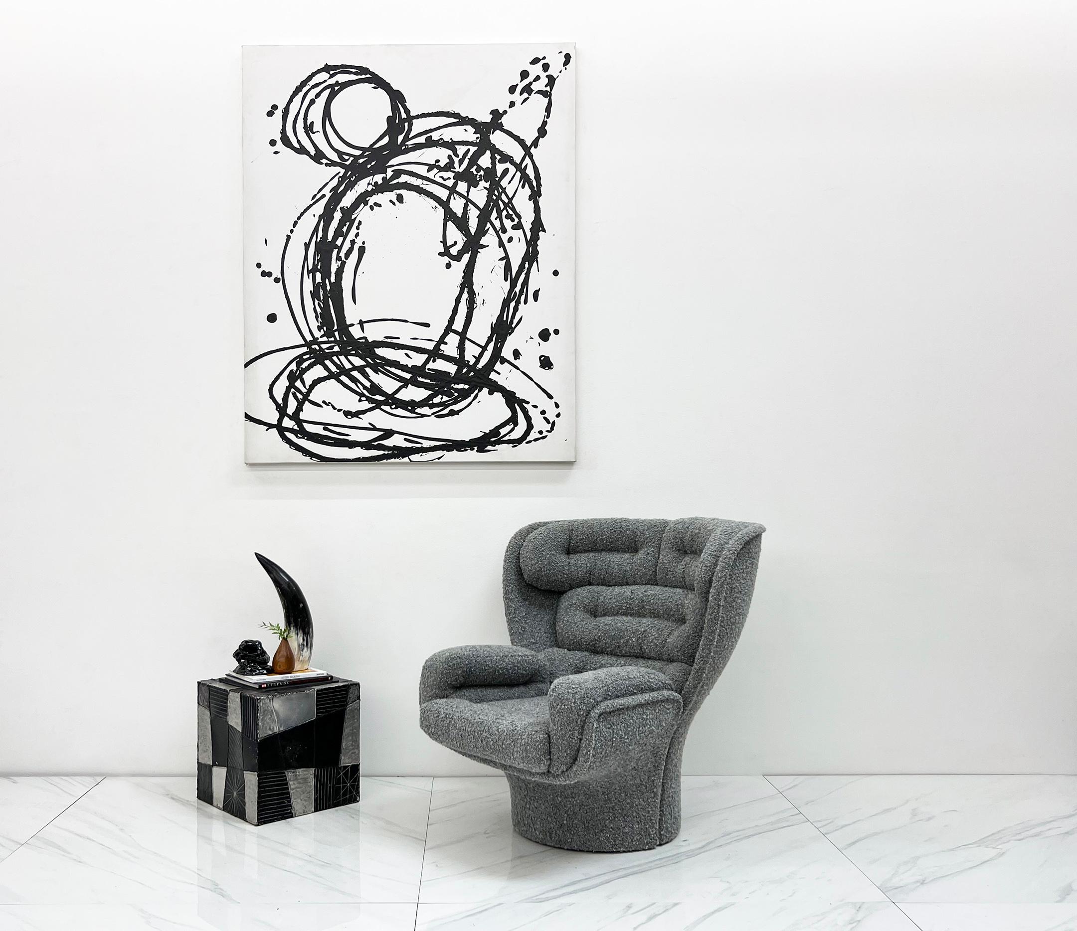 This chair is absolutely iconic-- designed by Joe Colombo in the 1960's this chair can be seen in the homes of tastemakers and celebrities like Alexander Werz and Jonathan Adler. This chair was designed in 1965 and this example is an early original
