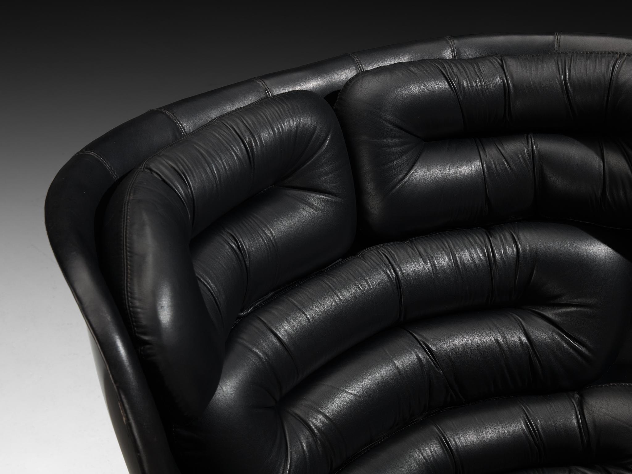 Cuir Chaise longue 'Elda' de Joe Colombo en cuir noir et fibre de verre en vente