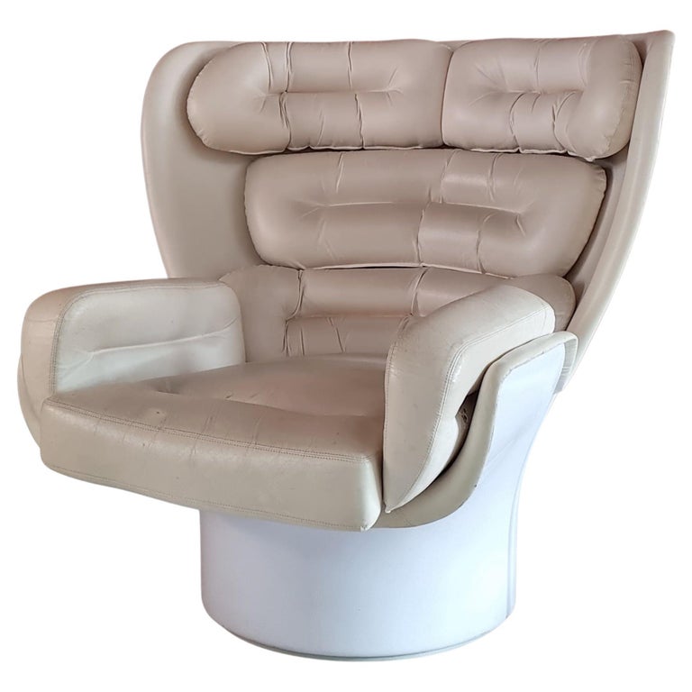 Joe Colombo ‘Elda’ Lounge Chair in White Leather and White Fiberglass For Sale