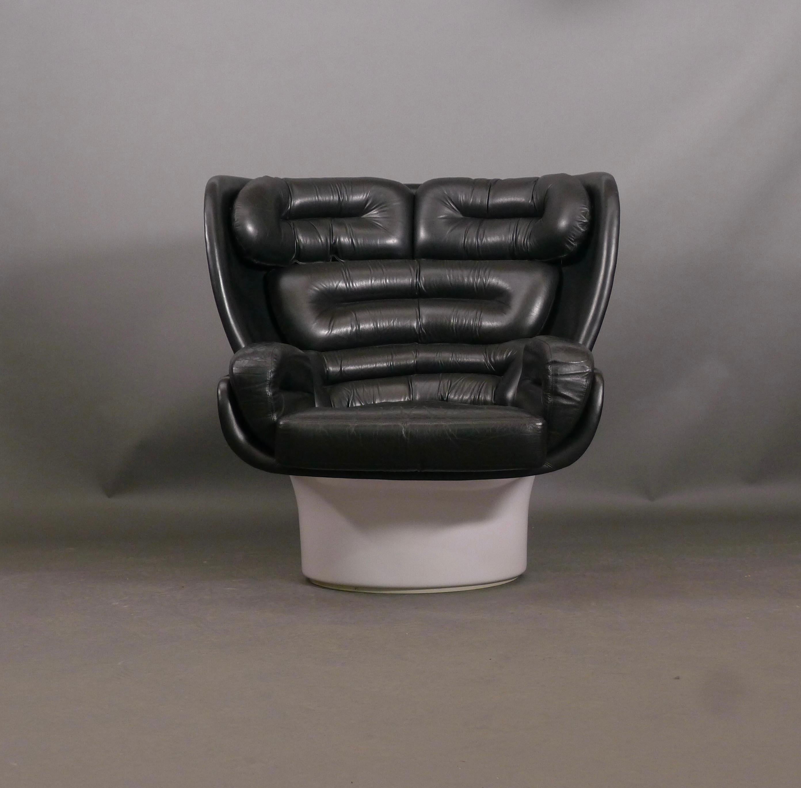 Mid-Century Modern Joe Colombo 'Elda' Lounge Chair, White Leather and Fibreglass, by Comfort, Italy For Sale
