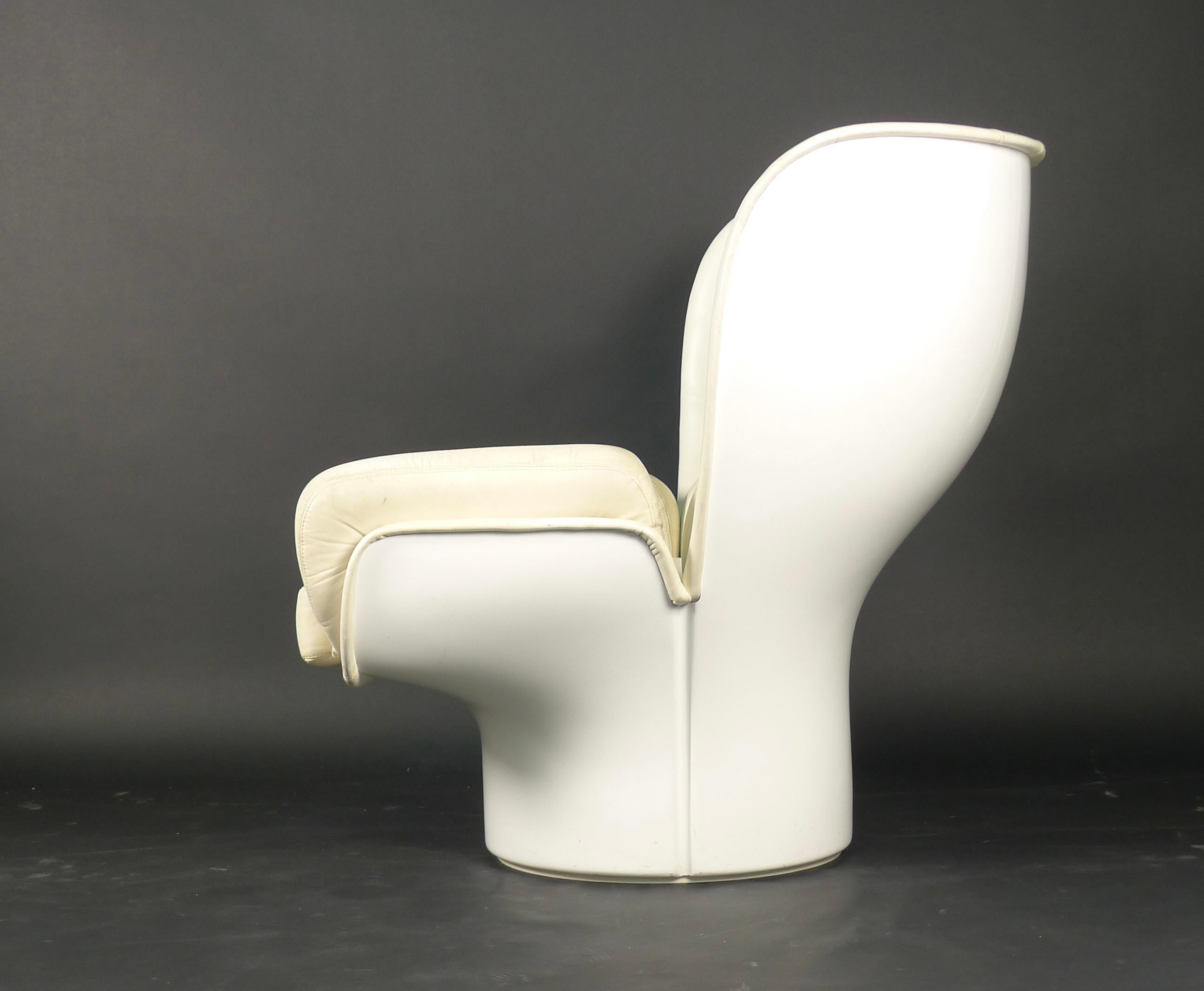 Mid-20th Century Joe Colombo 'Elda' Lounge Chair, White Leather and Fibreglass, by Comfort, Italy