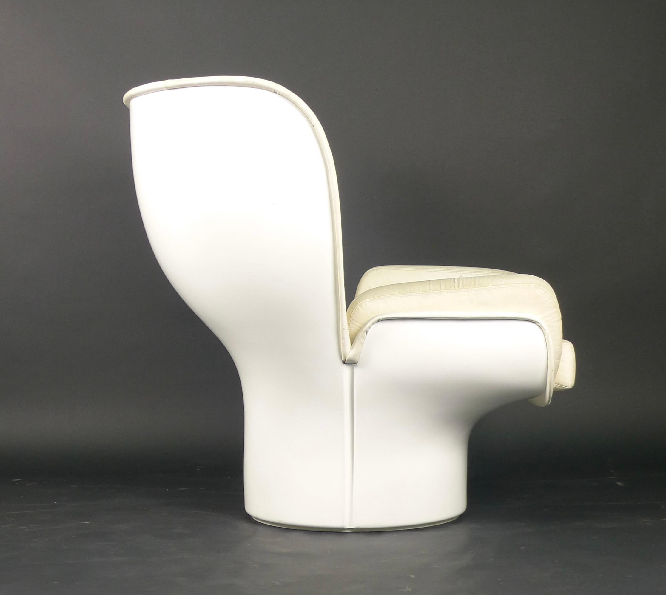 Joe Colombo 'Elda' Lounge Chair, White Leather and Fibreglass, by Comfort, Italy 2