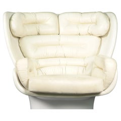 Joe Colombo 'Elda' Lounge Chair, White Leather and Fibreglass, by Comfort, Italy