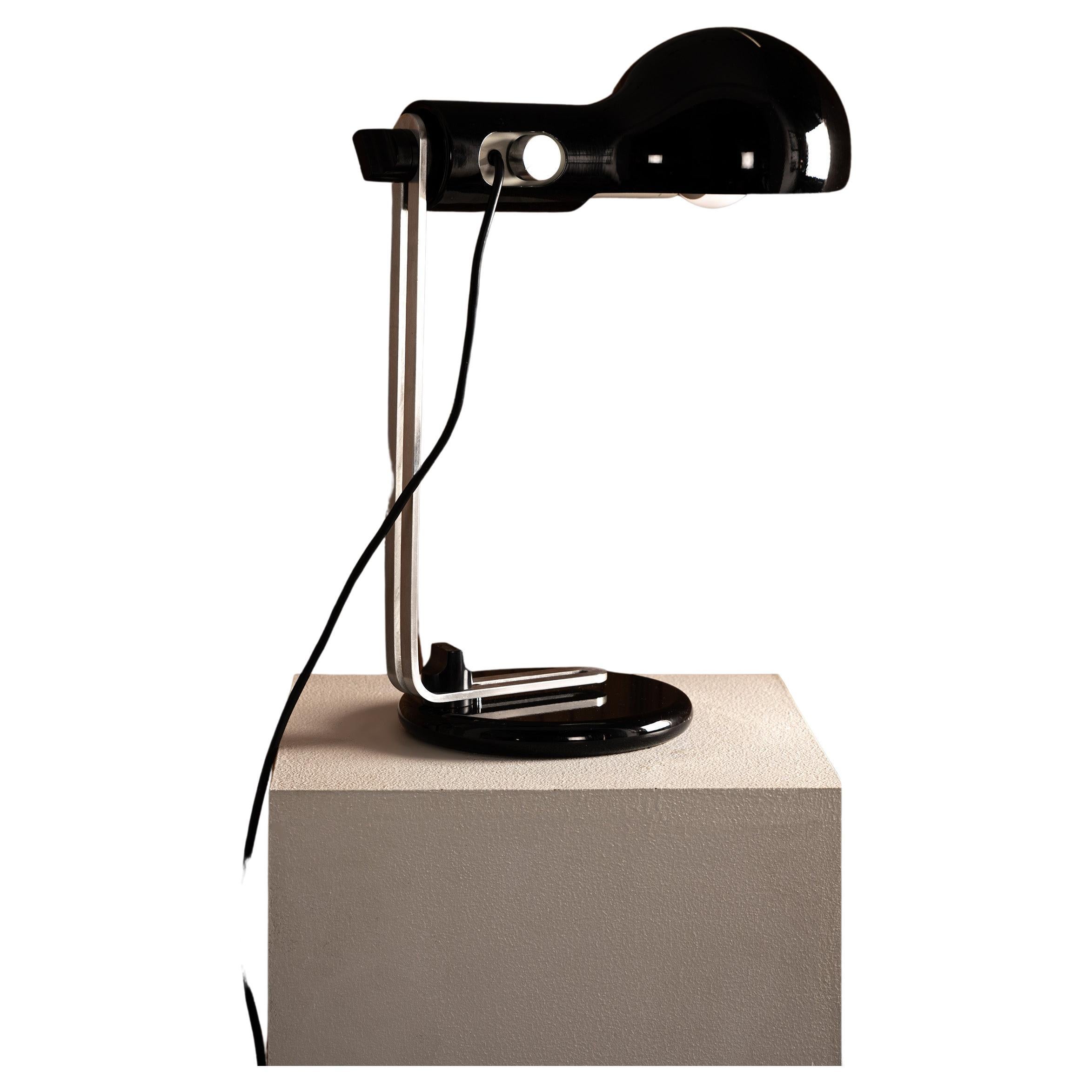 Joe Colombo "Flash" table lamp for Oluce 1968 For Sale