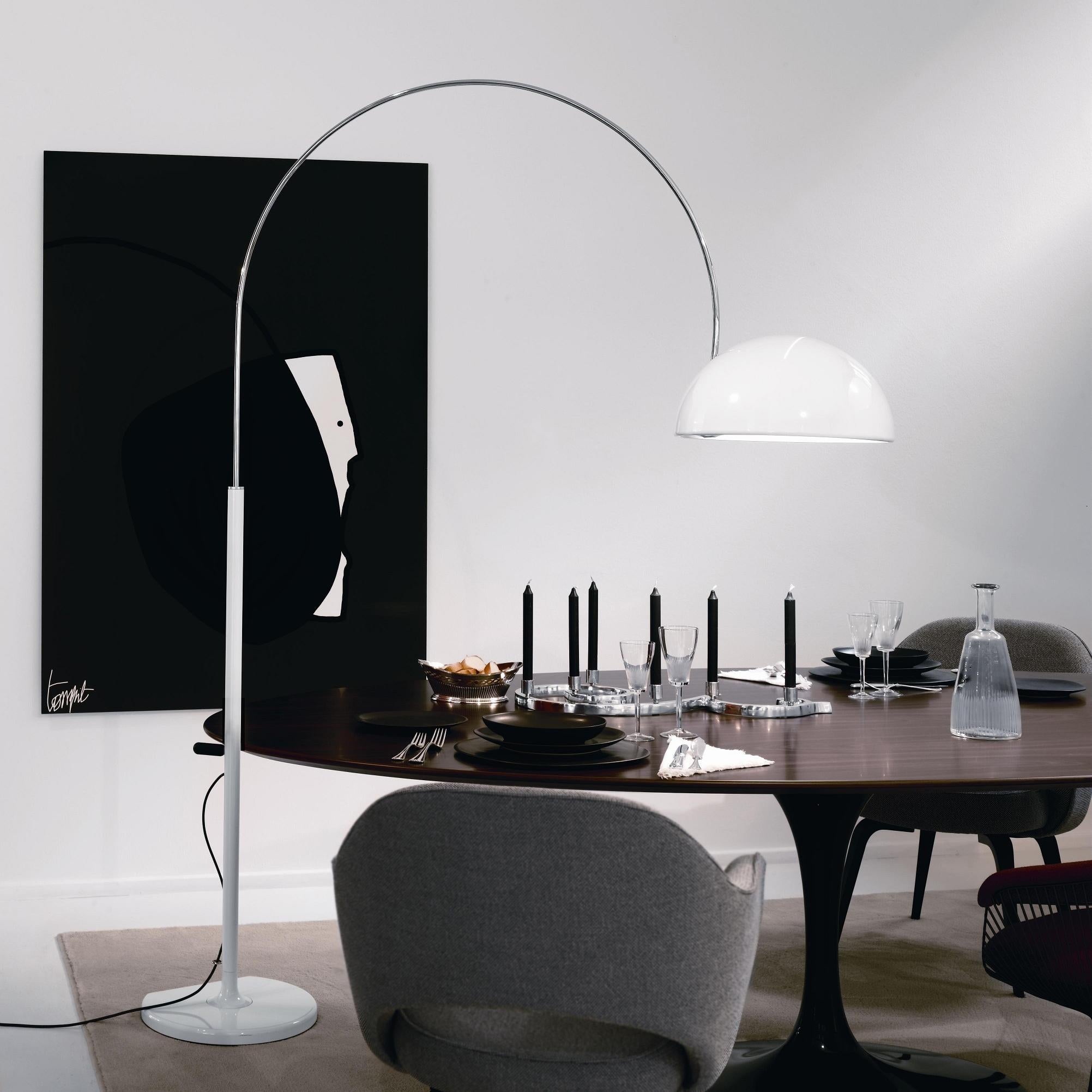 Mid-Century Modern Joe Colombo Floor Lamp 'Coupé 3320' White by Oluce For Sale