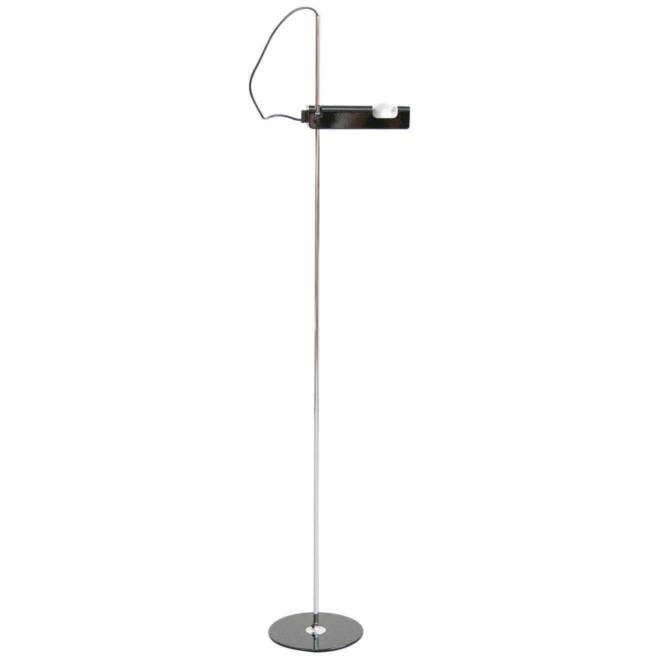 Joe Colombo Floor Lamp 'Spider' Marble and Metal by Oluce For Sale 8