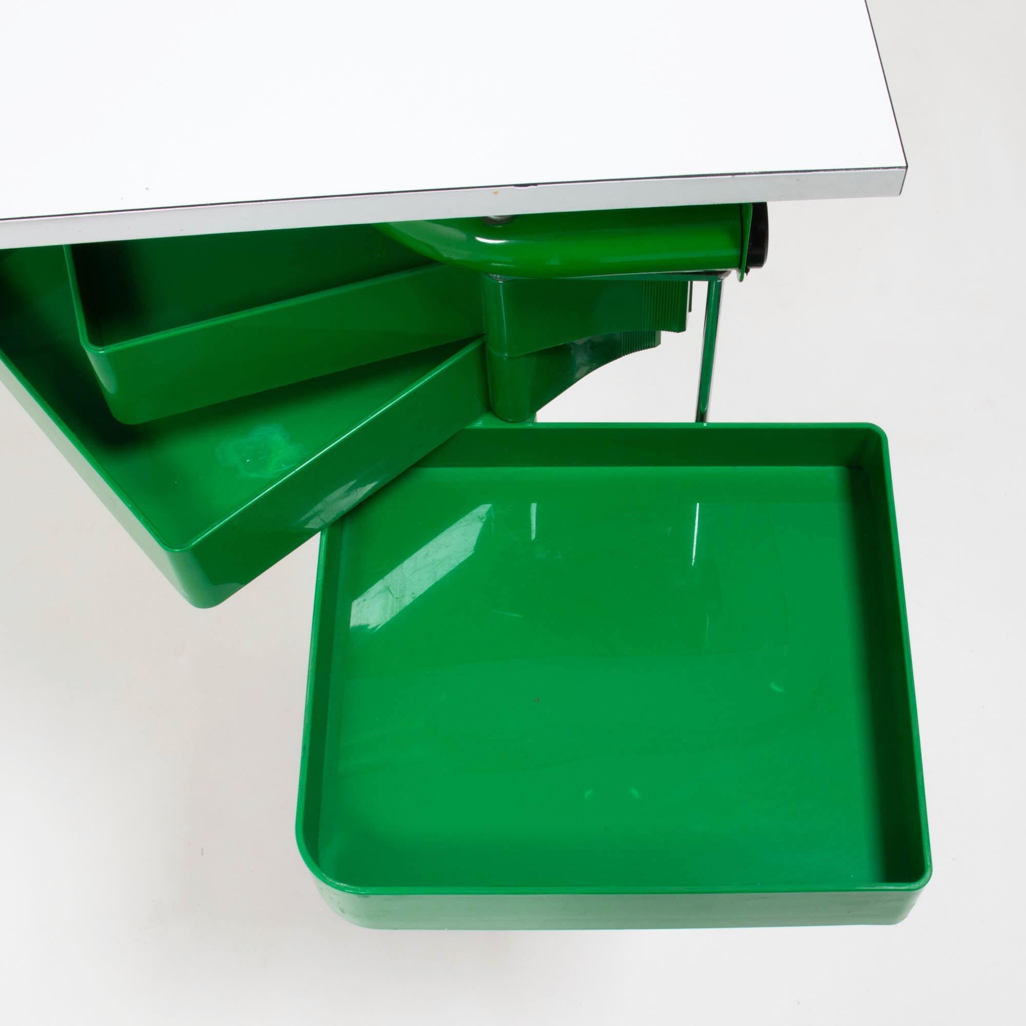 Joe Colombo for Bieffeplast White and Green Desk, 1970s 7