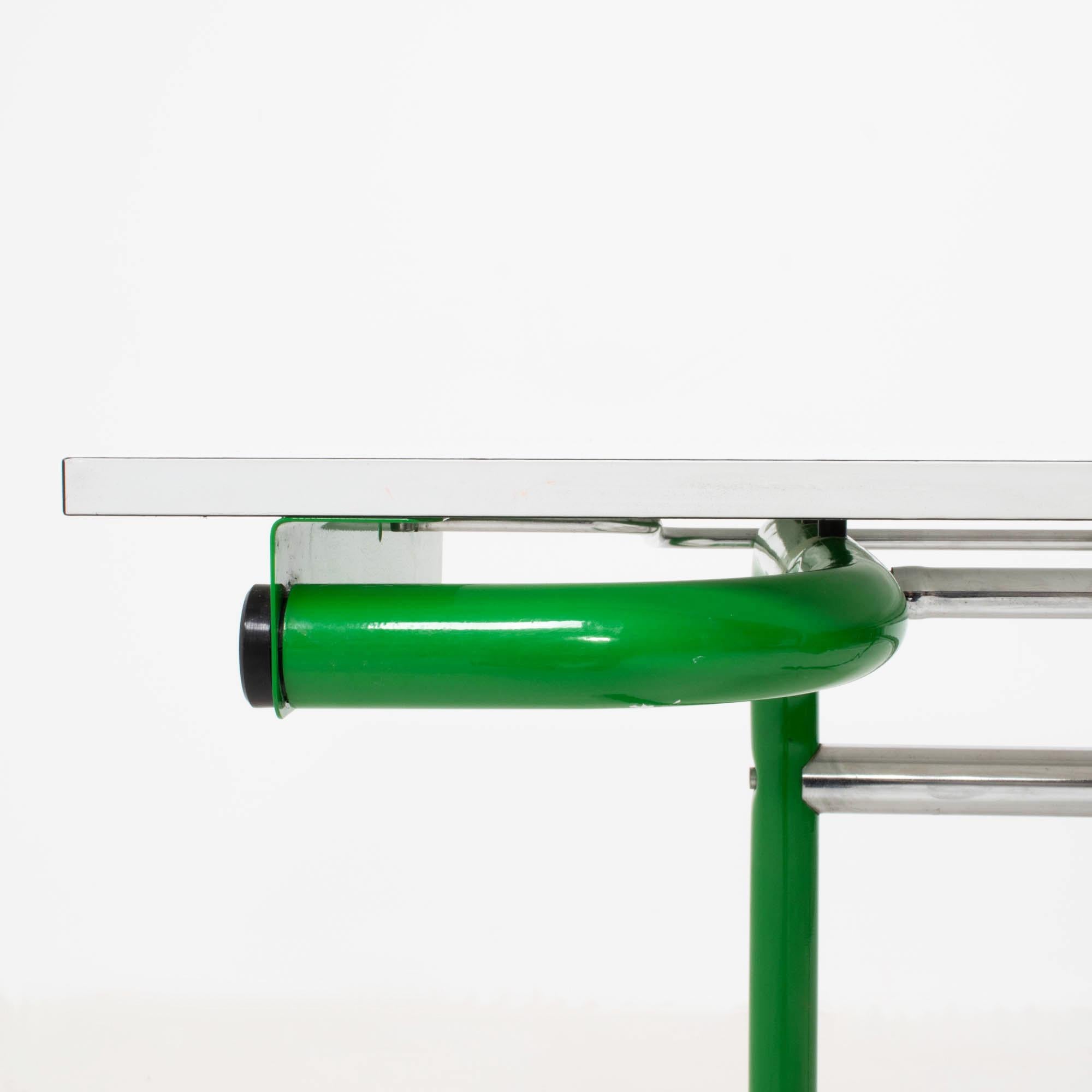 Joe Colombo for Bieffeplast White and Green Desk, 1970s 3