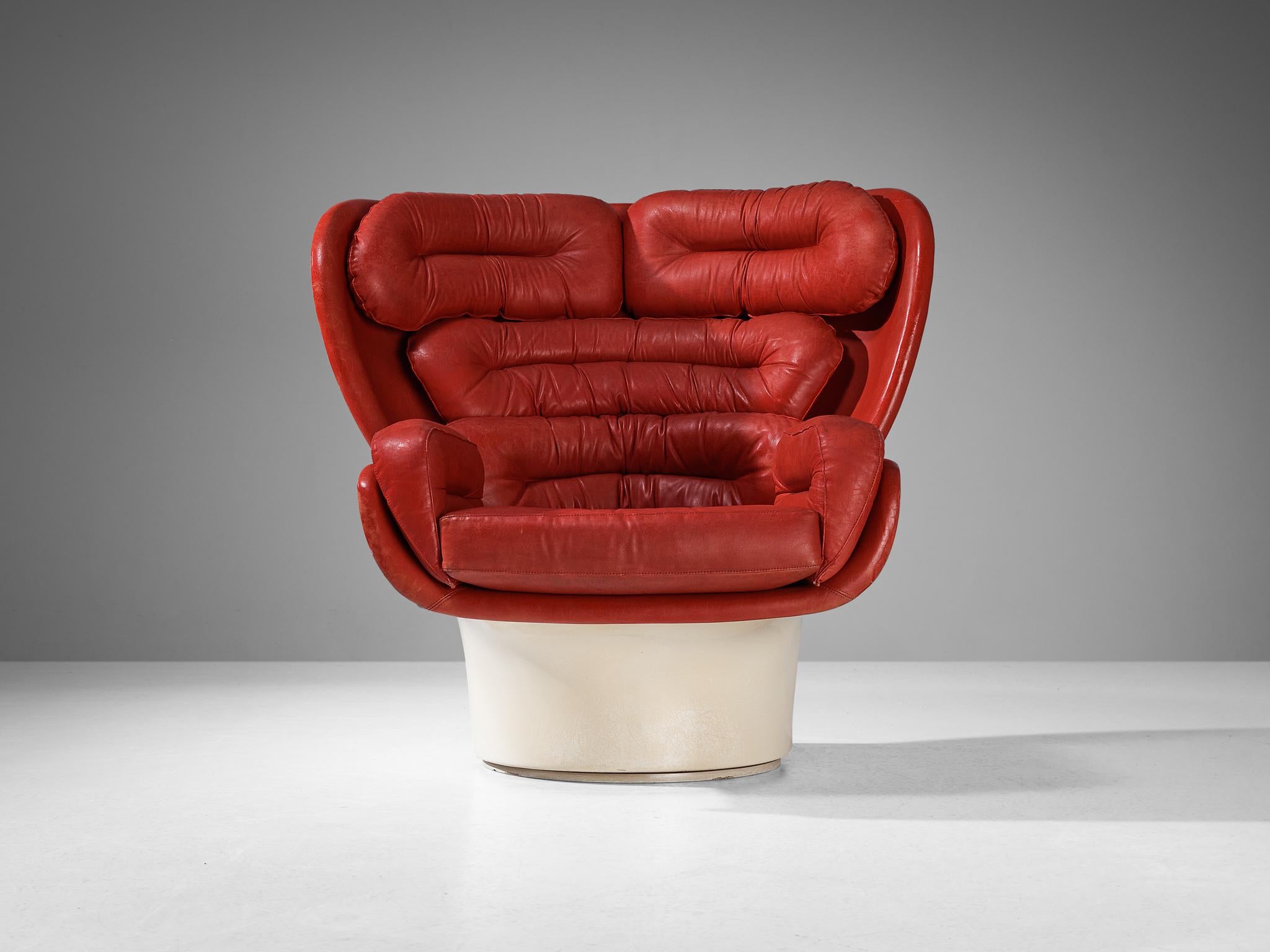 Italian Joe Colombo for Comfort Lounge Chair 'Elda' in Red Leather and Fiberglass  For Sale
