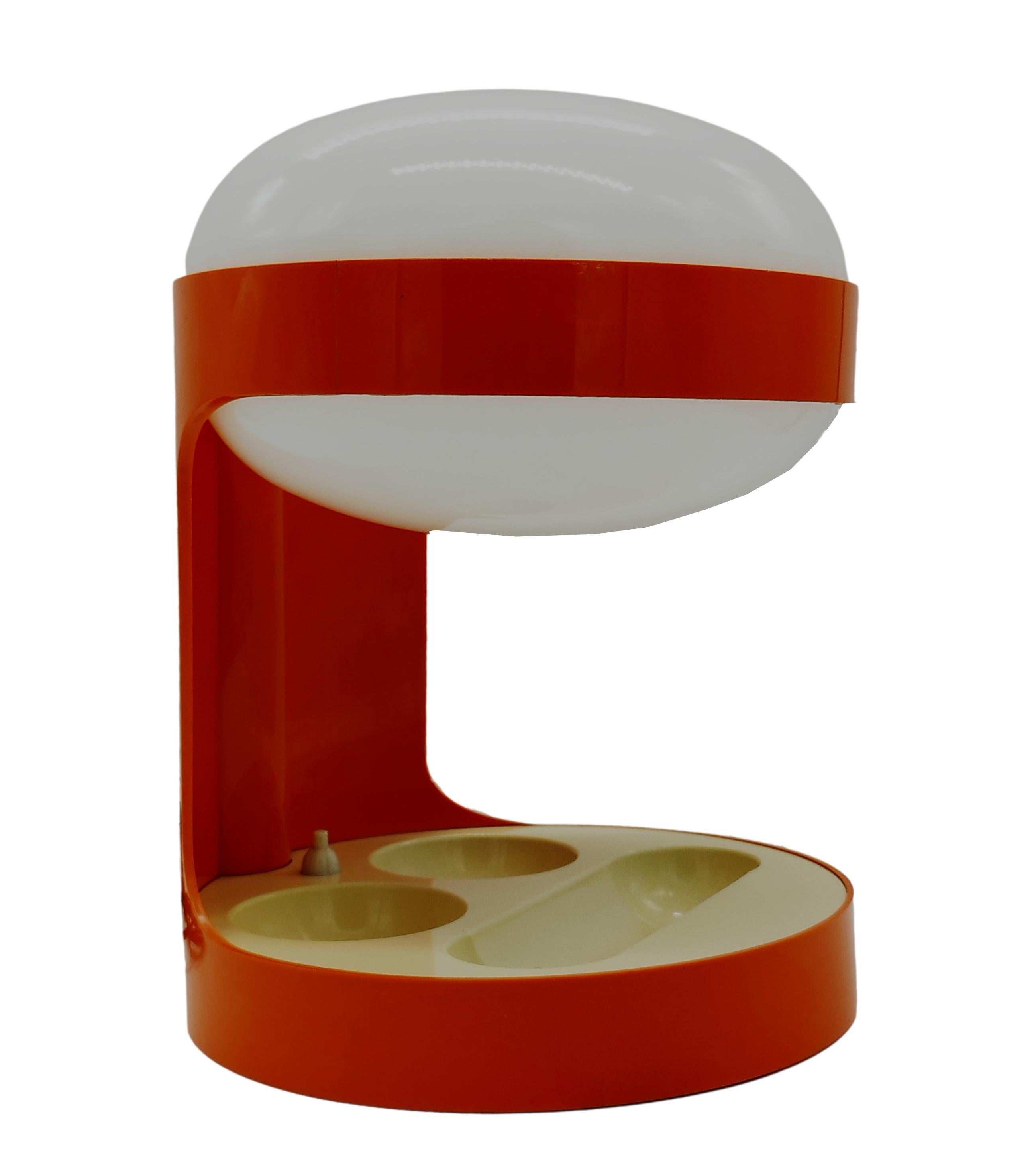 Space Age classic table lamp designed by Joe Colombo for Kartell and produced under license by Kartell Italia 1970.
The KD29 table lamp is made entirely of plastic and features a tray for pens and small office equipment.
