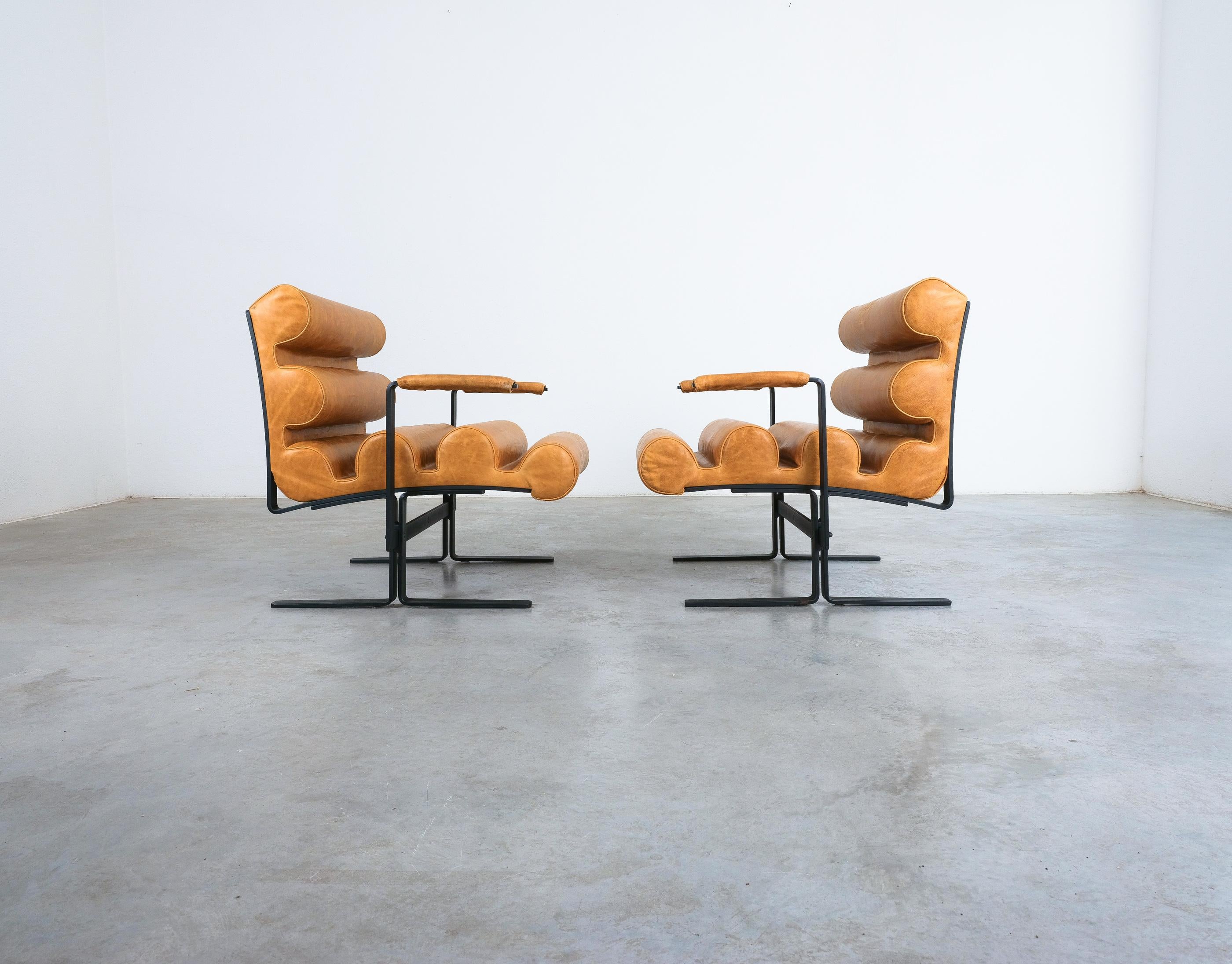Mid-Century Modern Joe Colombo For Sormani Roll Brown Leather Spring Steel Armchair Pair (2) , 1962 For Sale