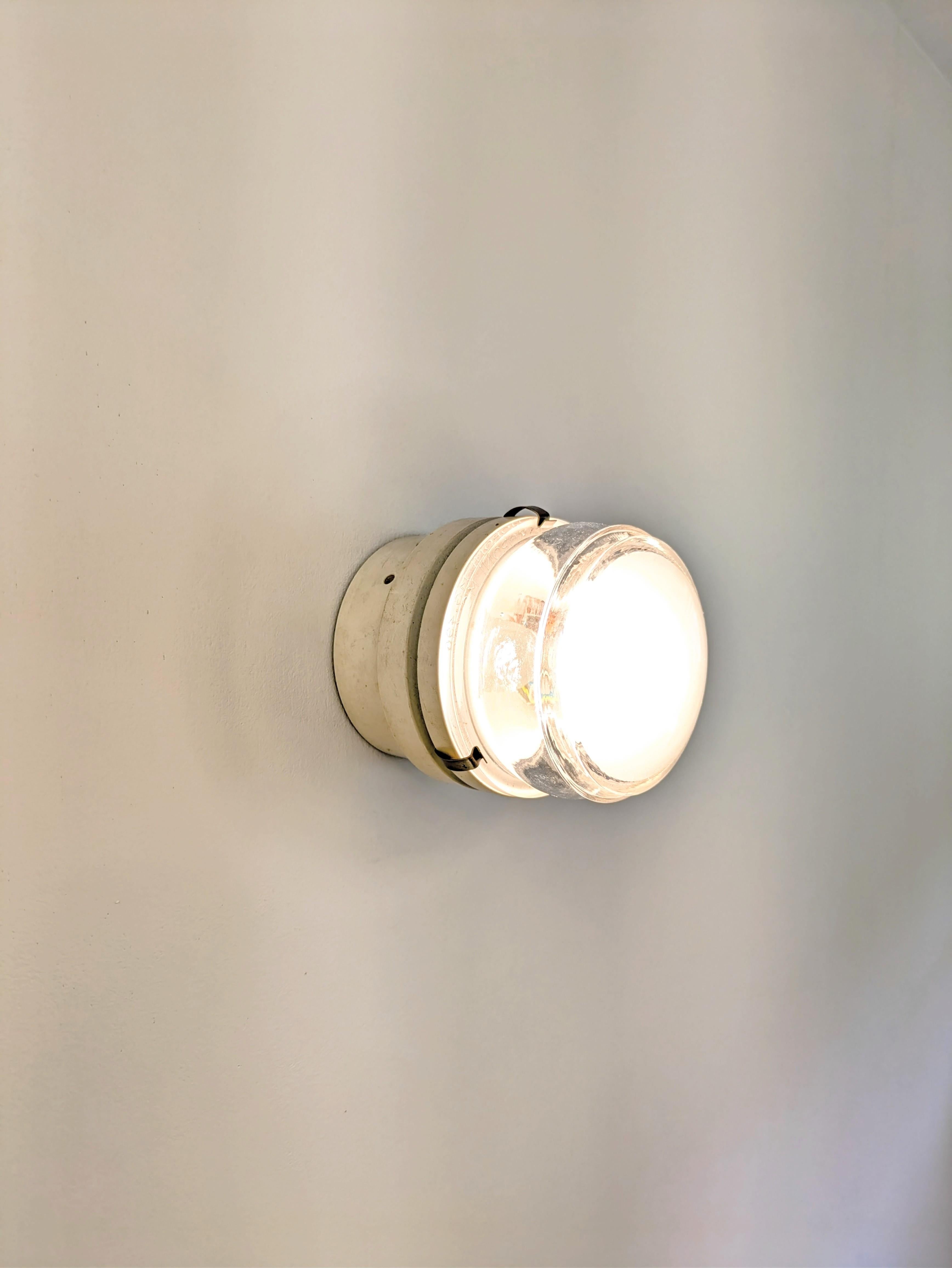 Post-Modern Joe Colombo, Fresnel, Oluce, cast aluminium, Italy 1966
