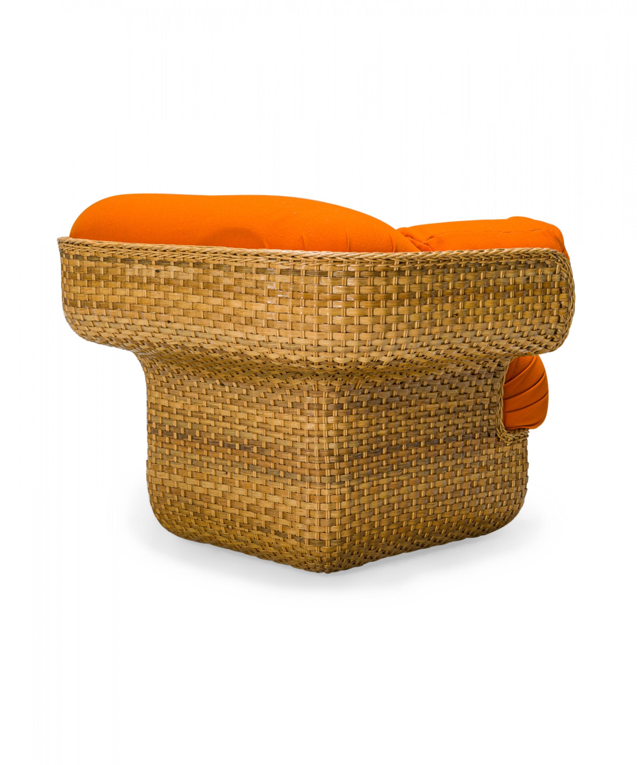 Joe Colombo Italian Mid-Century Wicker Orange Upholstery Lounge Armchair In Good Condition For Sale In Queens, NY