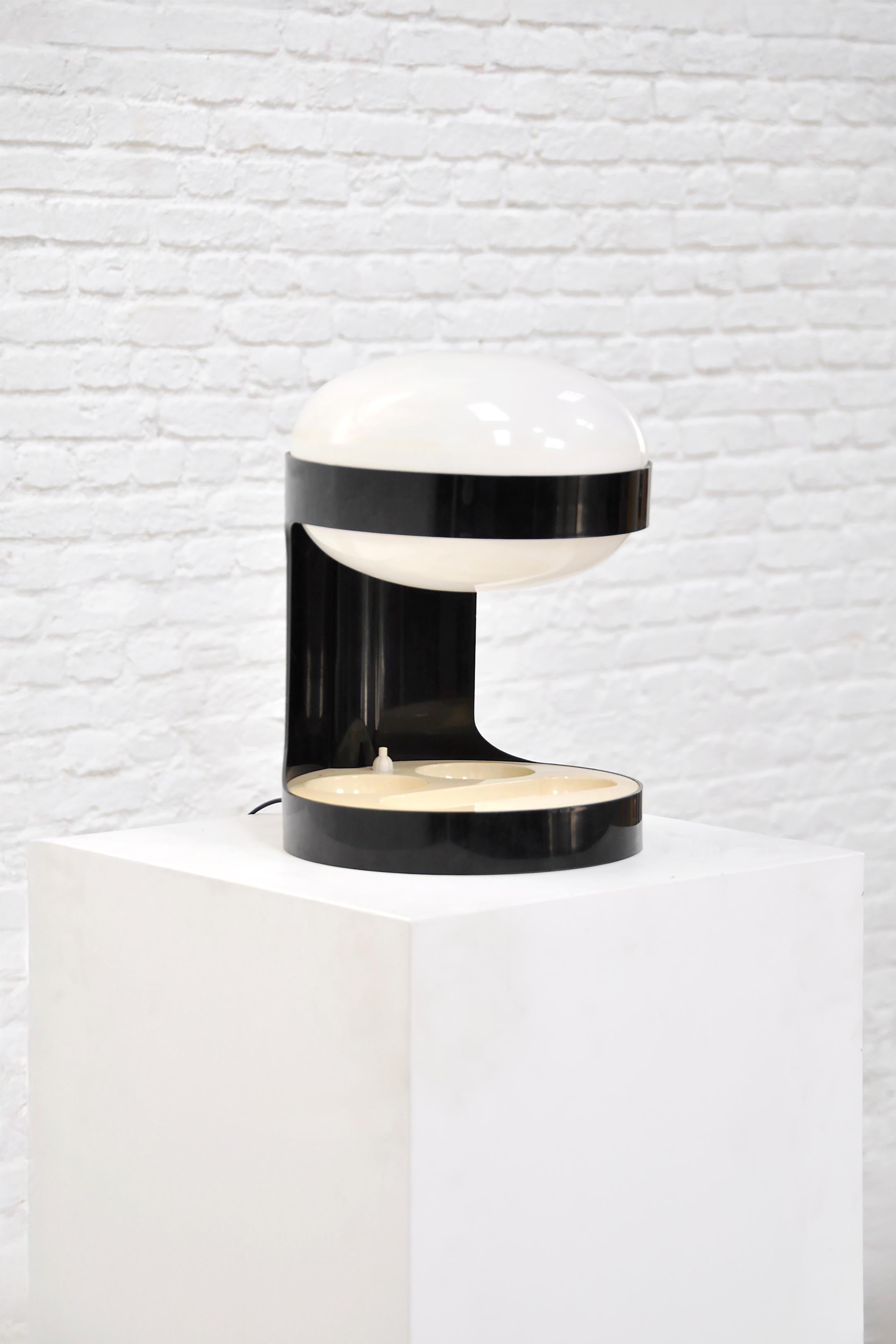 Joe Colombo ‘KD29’ Table Lamp for Kartell, Italy, 1967 in vendita 3