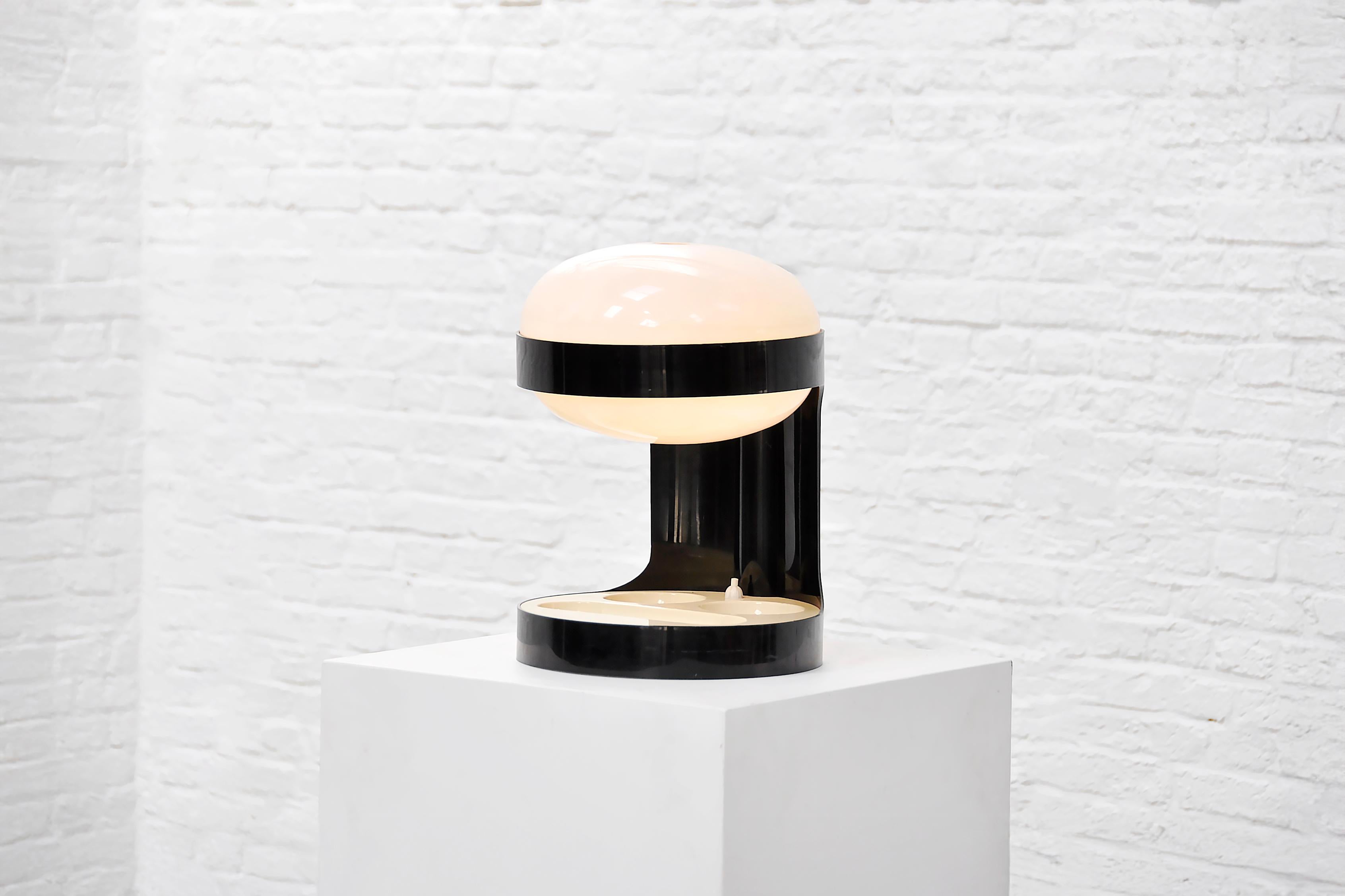 Joe Colombo ‘KD29’ Table Lamp for Kartell, Italy, 1967 in vendita 1