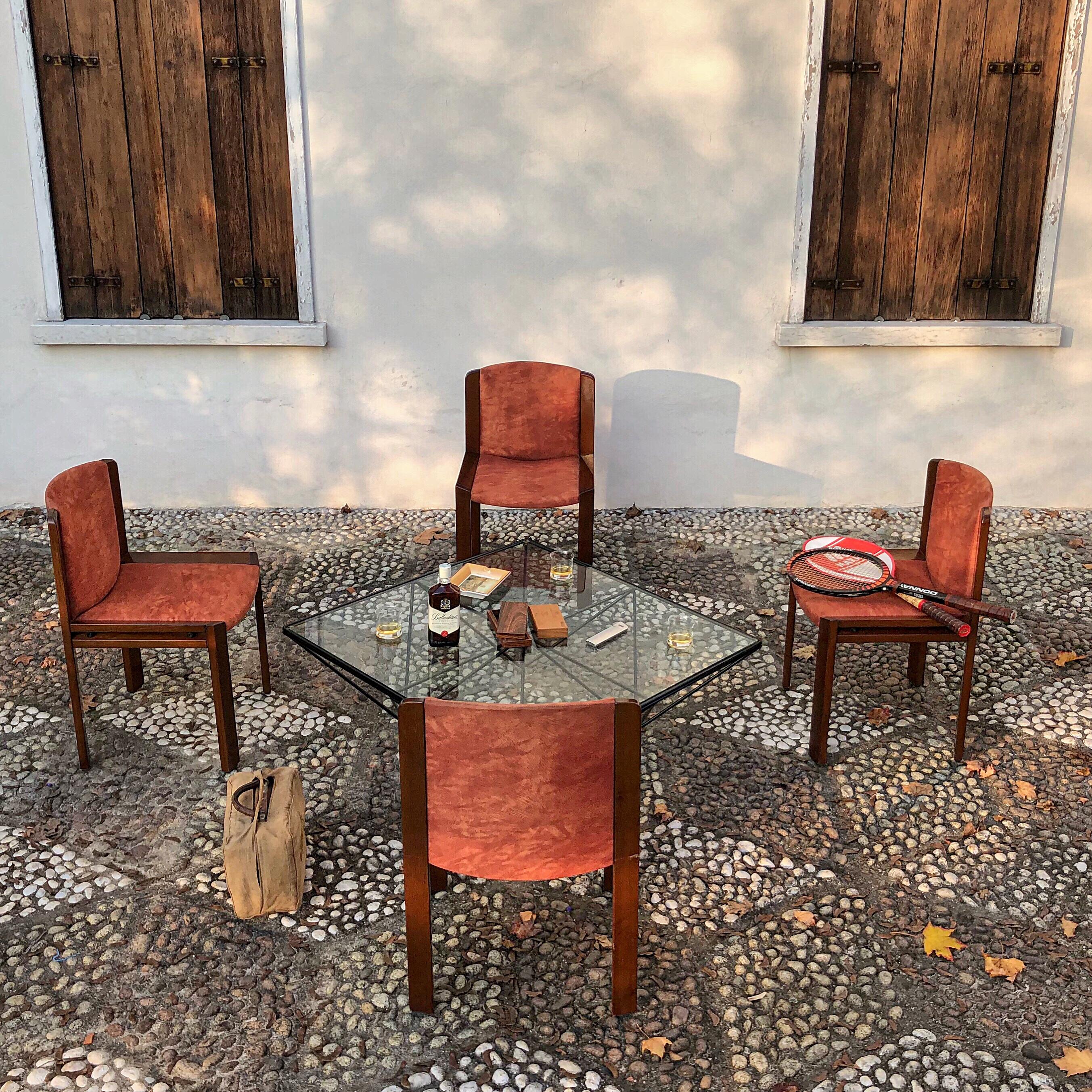 Joe Colombo Midcentury Walnut Model 300 Dining Chair for Pozzi, 1966, Set of 4 12