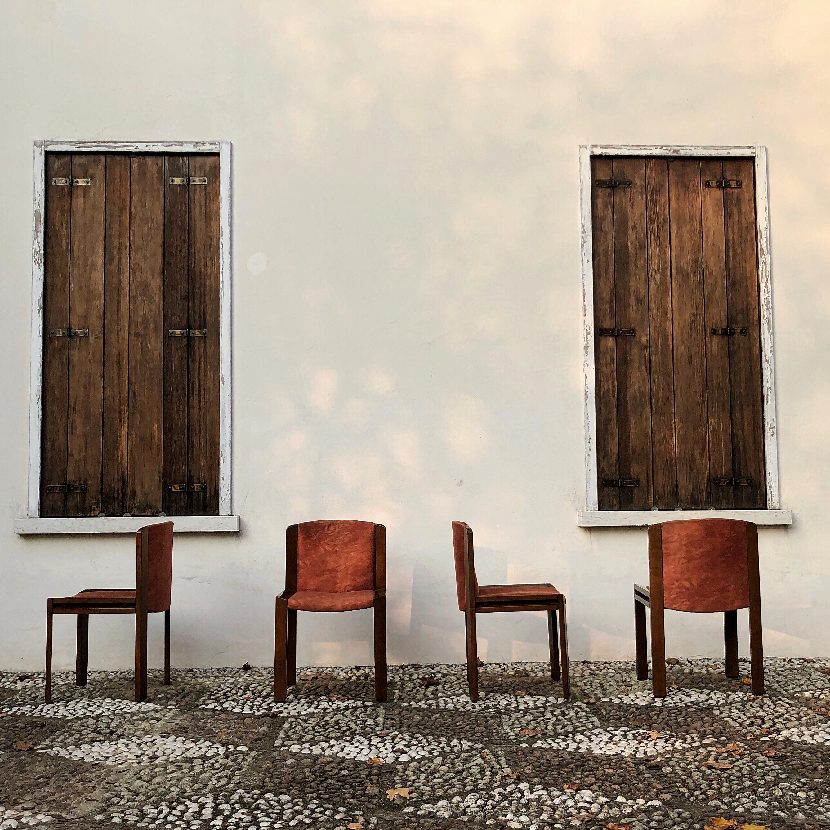 Velvet Joe Colombo Midcentury Walnut Model 300 Dining Chair for Pozzi, 1966, Set of 4