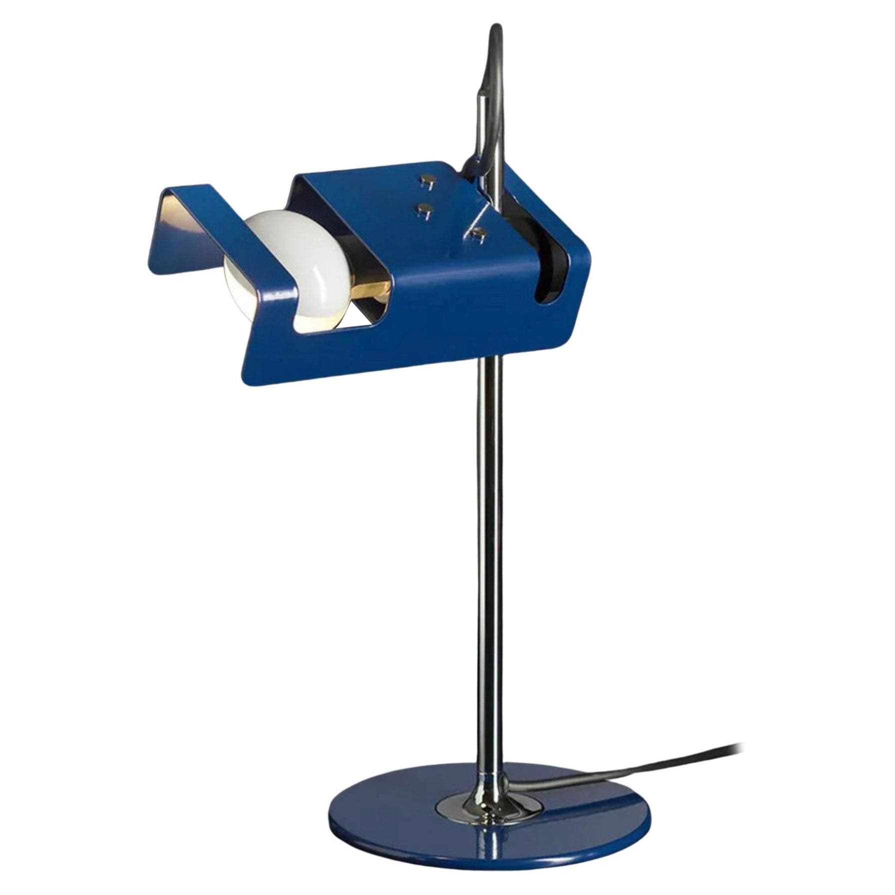 Joe Colombo 'Mini Spider' Table Lamp by Oluce, Blue Metal, Mid-Century For Sale