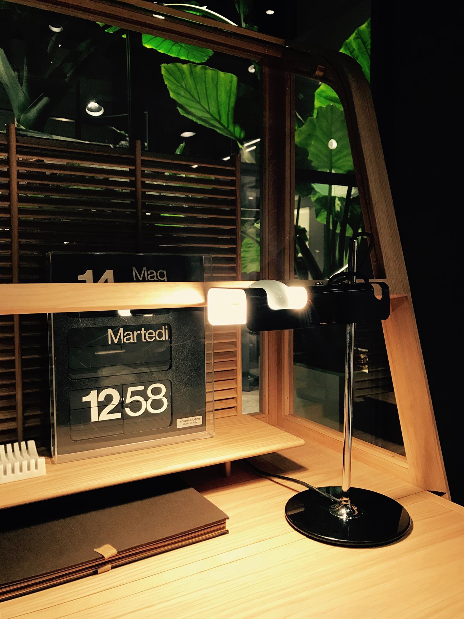 Mid-Century Modern Lampe de table 'Spider' modèle 291 en noir pour Oluce, de Joe Colombo en vente