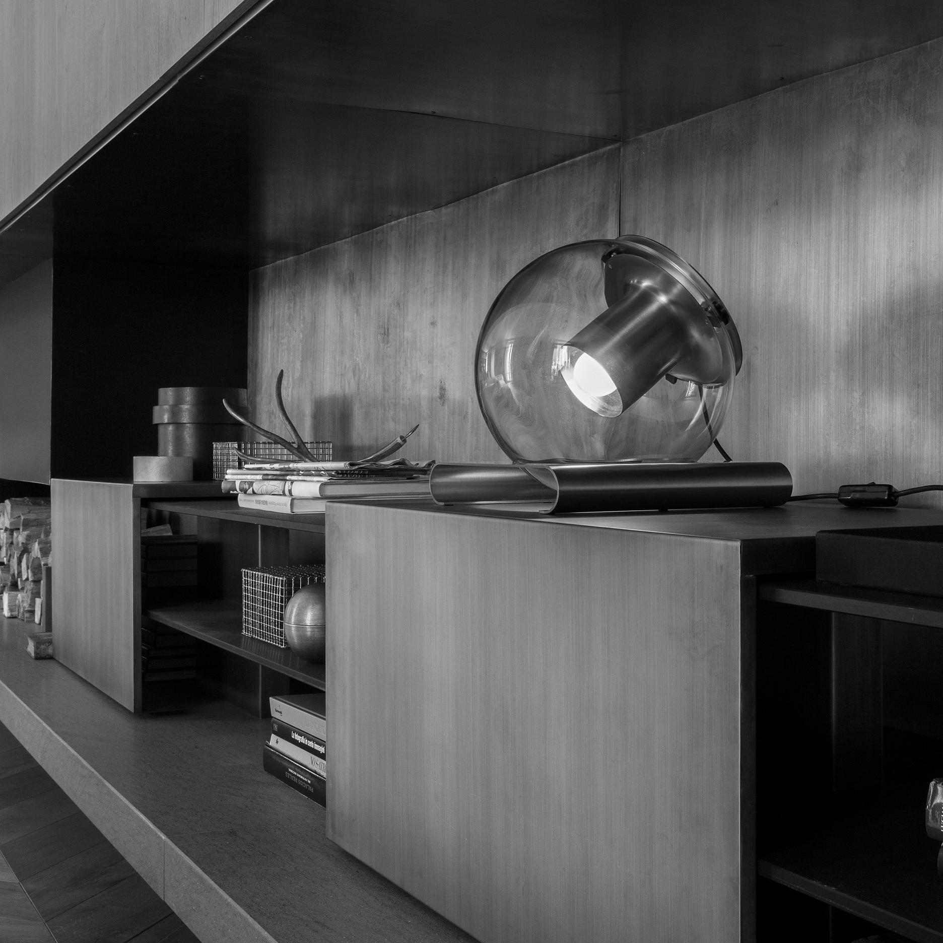 Mid-Century Modern Lampe à poser nickelée Joe Colombo 'The Globe' by Oluce en vente