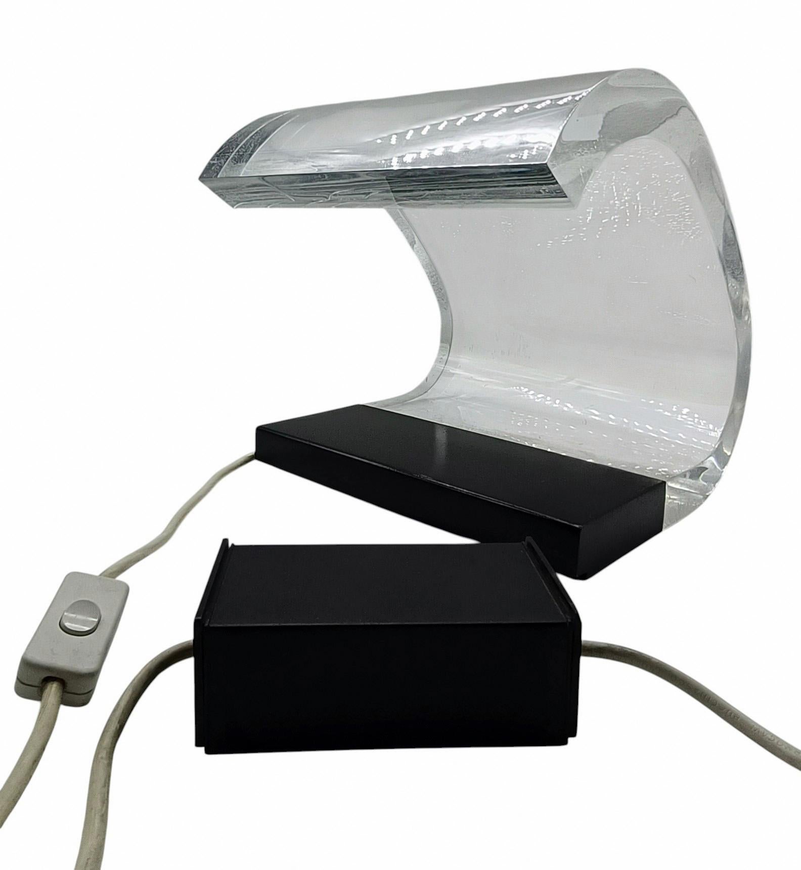 Joe Colombo pour Oluce Lampe de table Mod.281, Italie années 1960 en vente 2