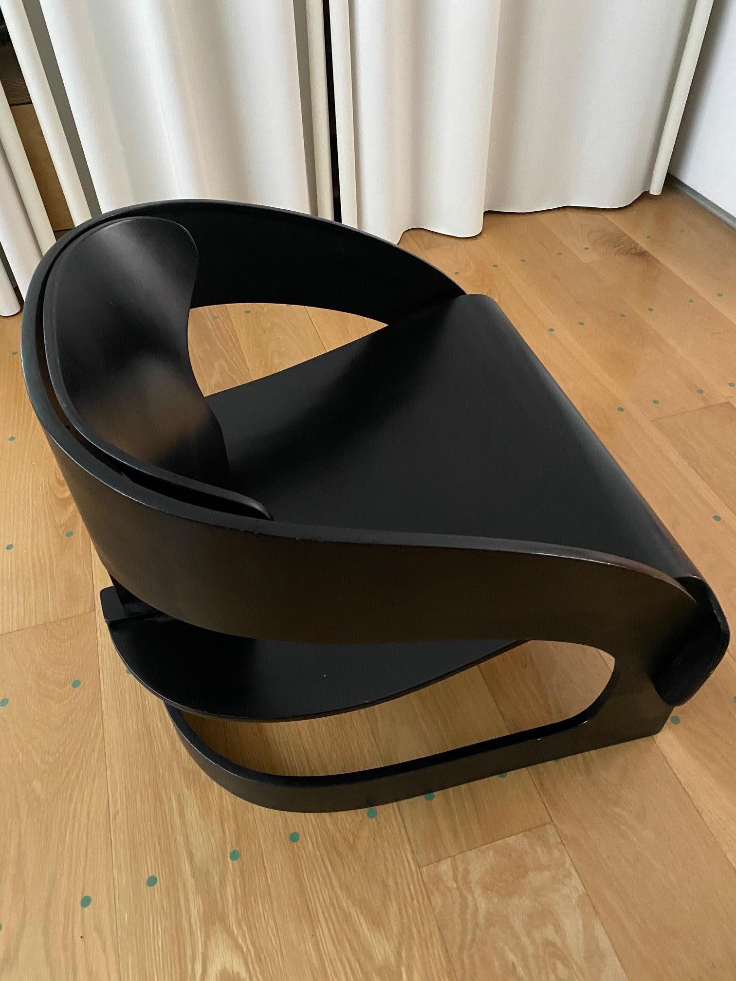 Joe Colombo Plywood Black 4801 Lounge Chair, Kartell, 1960s In Good Condition For Sale In London, GB