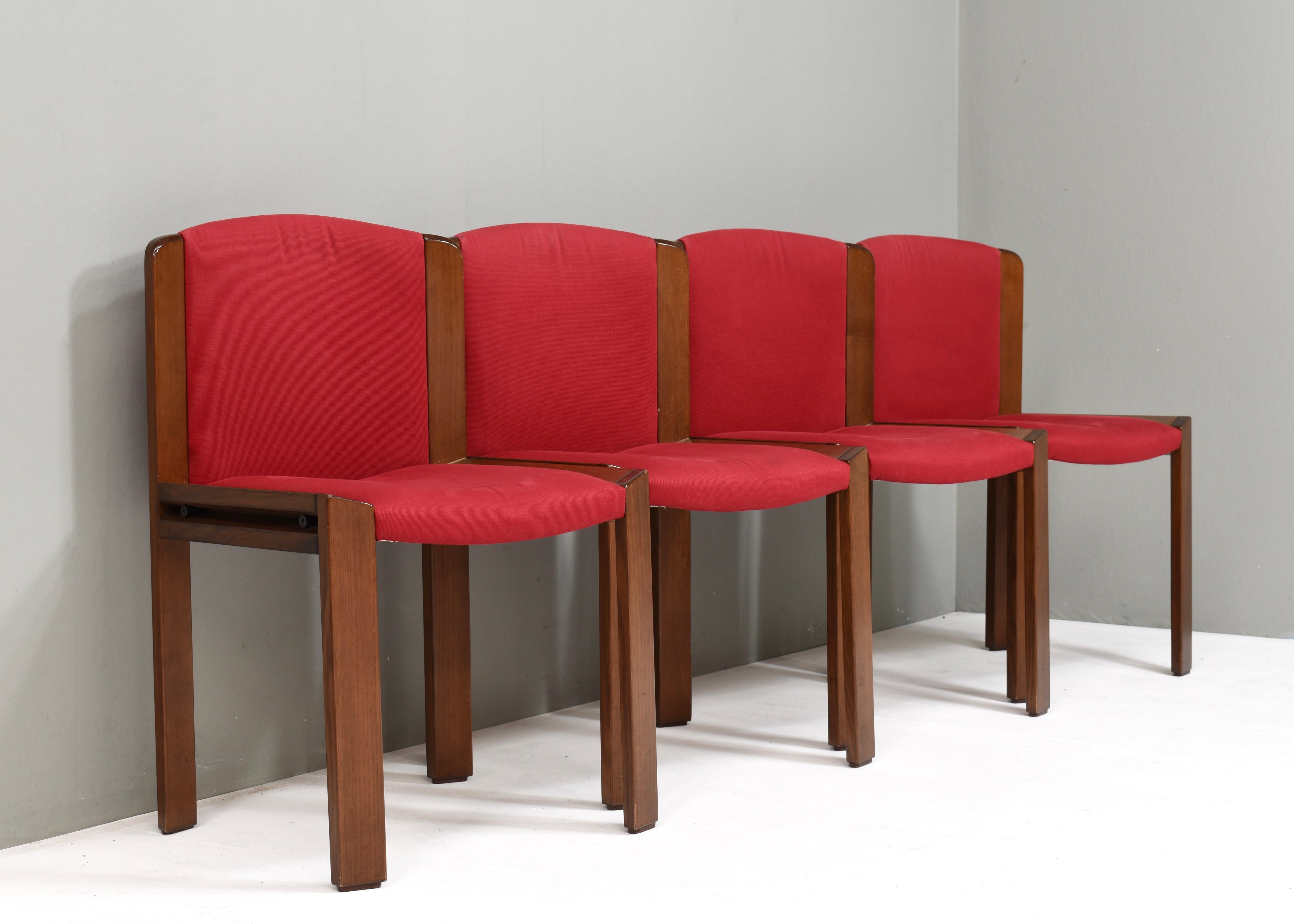 Mid-Century Modern Joe Colombo set of 4 'model 300' Dining Chairs for POZZI, Italy - 1965 For Sale
