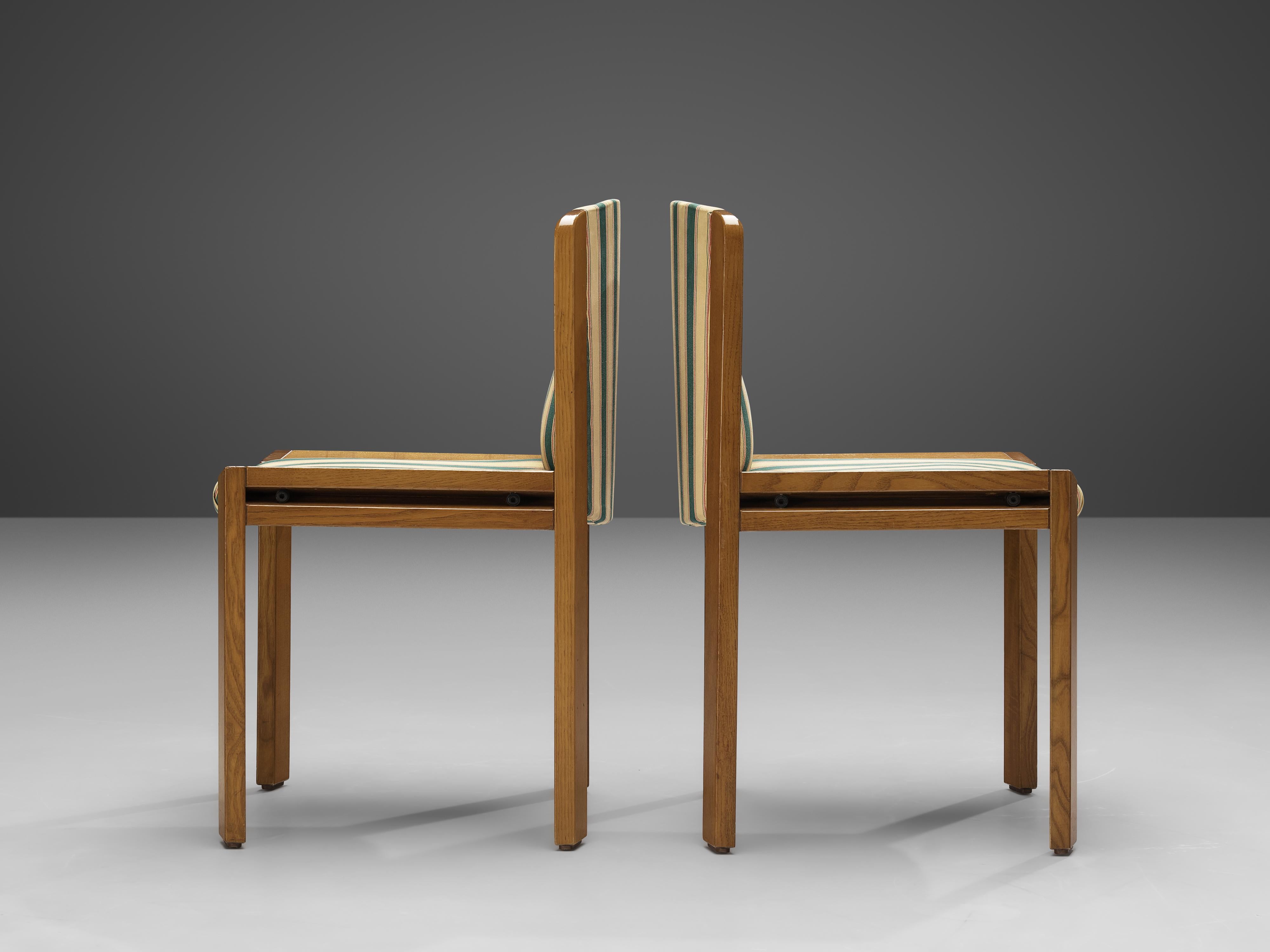 Joe Colombo Set of Four '300' Dining Chairs in Striped Upholstery In Good Condition In Waalwijk, NL