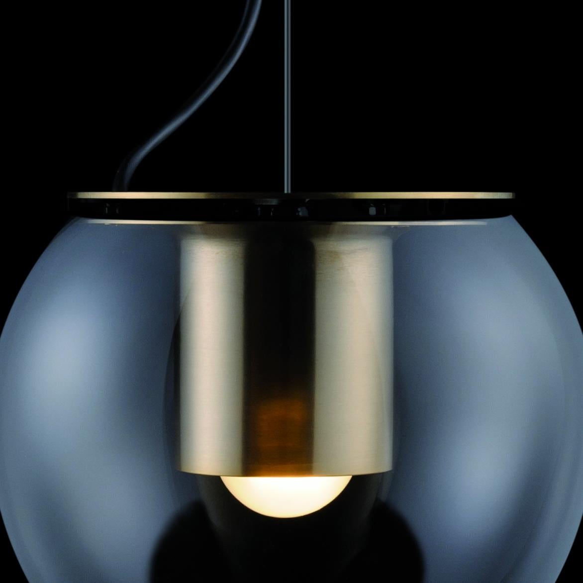 Joe Colombo Set of Two Suspension Lamps 'The Globe' Gold by Oluce In New Condition In Barcelona, Barcelona