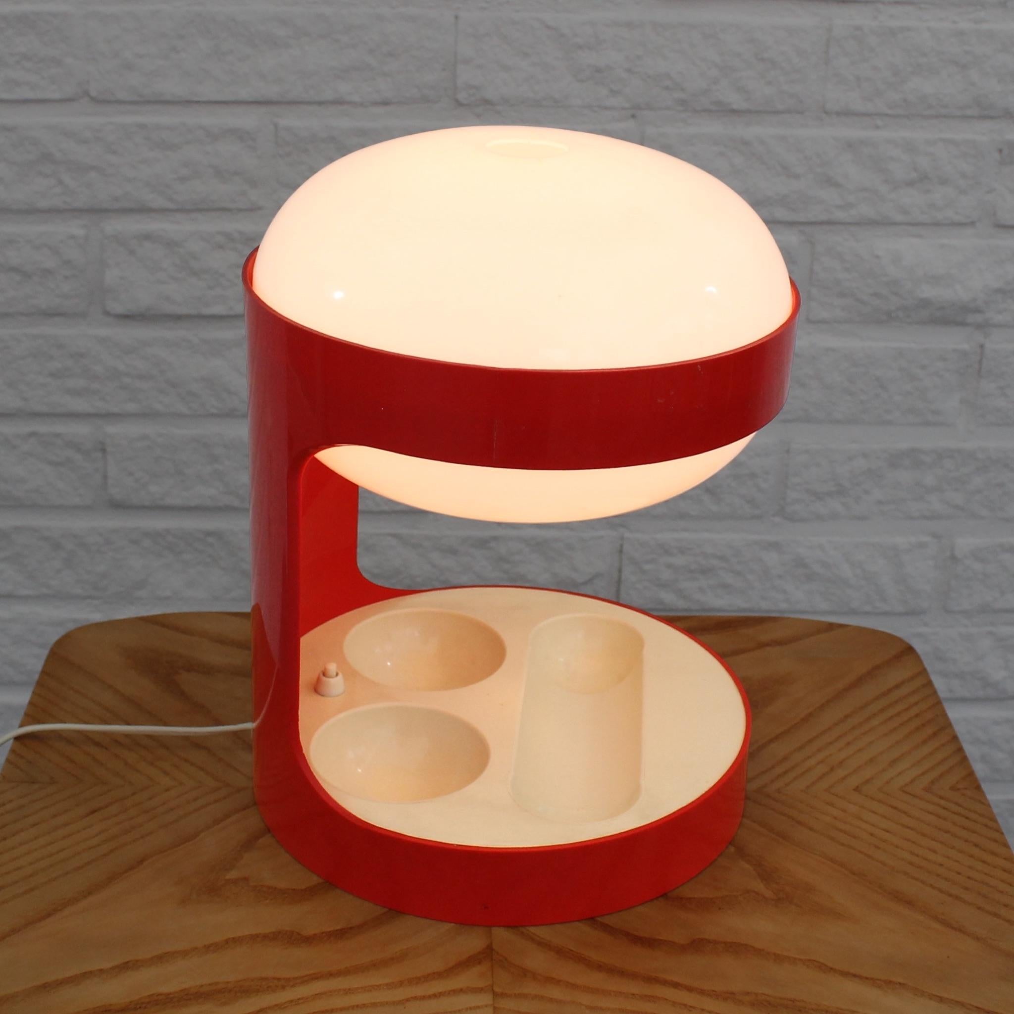 Joe Colombo space-age desk lamp KD29, by Husqvarna Kartell, 1970s In Good Condition In Forserum, SE