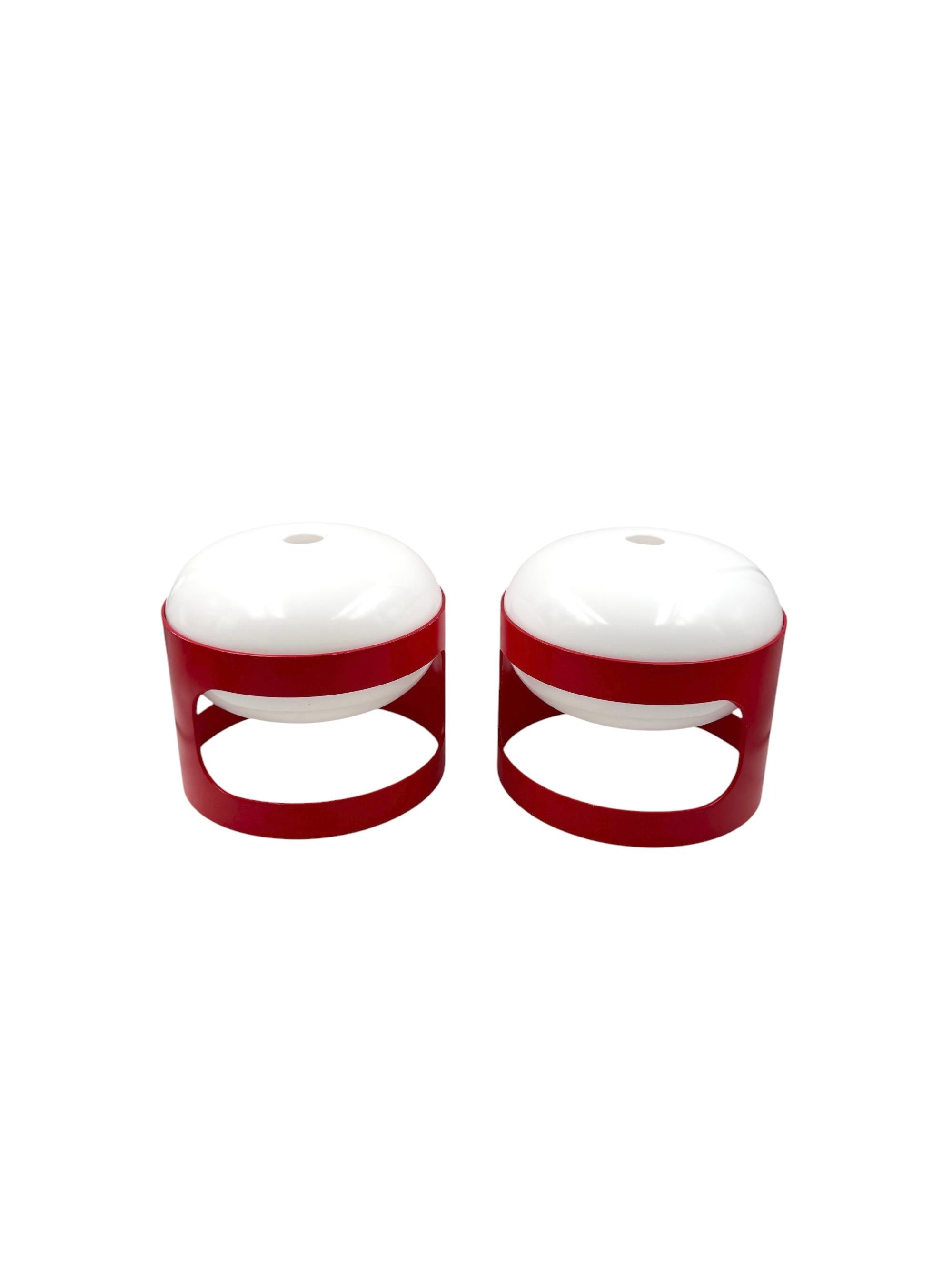 Joe Colombo, space age set of 2 mod. KD27 table lamps, Kartell Italy 1970s For Sale 3