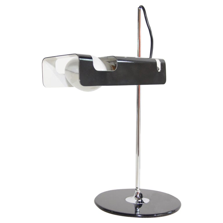 Joe Colombo Spider Table Lamp for Oluce, Italy For Sale