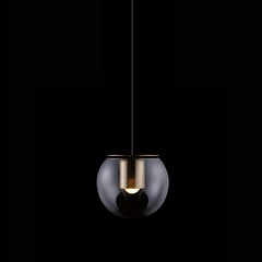 Lampada a sospensione 'Globe' Small Gold di Joe Colombo by Oluce