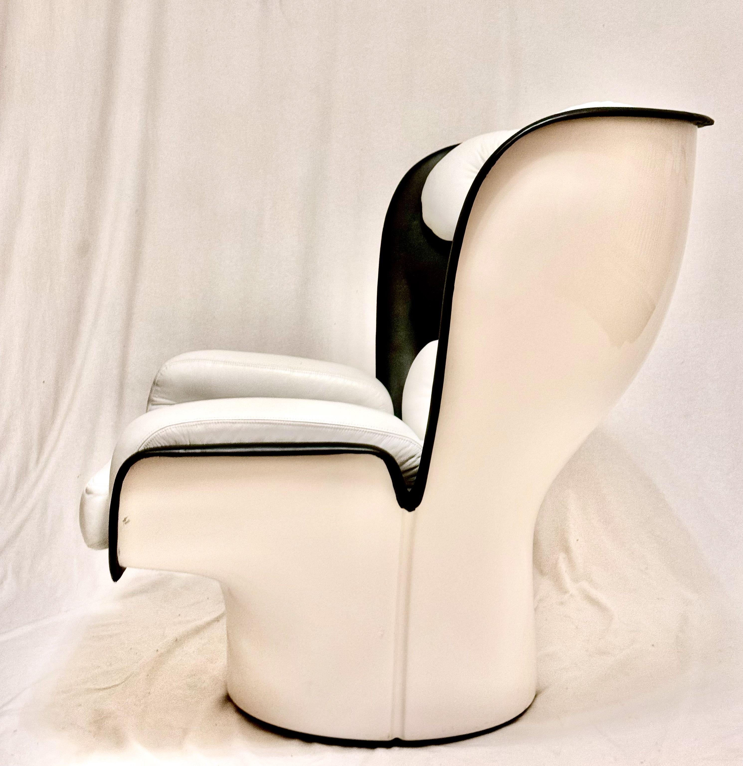 Sedia girevole in pelle 