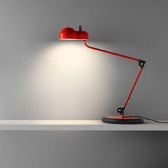 Joe Colombo 'Topo' Table Lamp in Red and Black with Base for Stilnovo