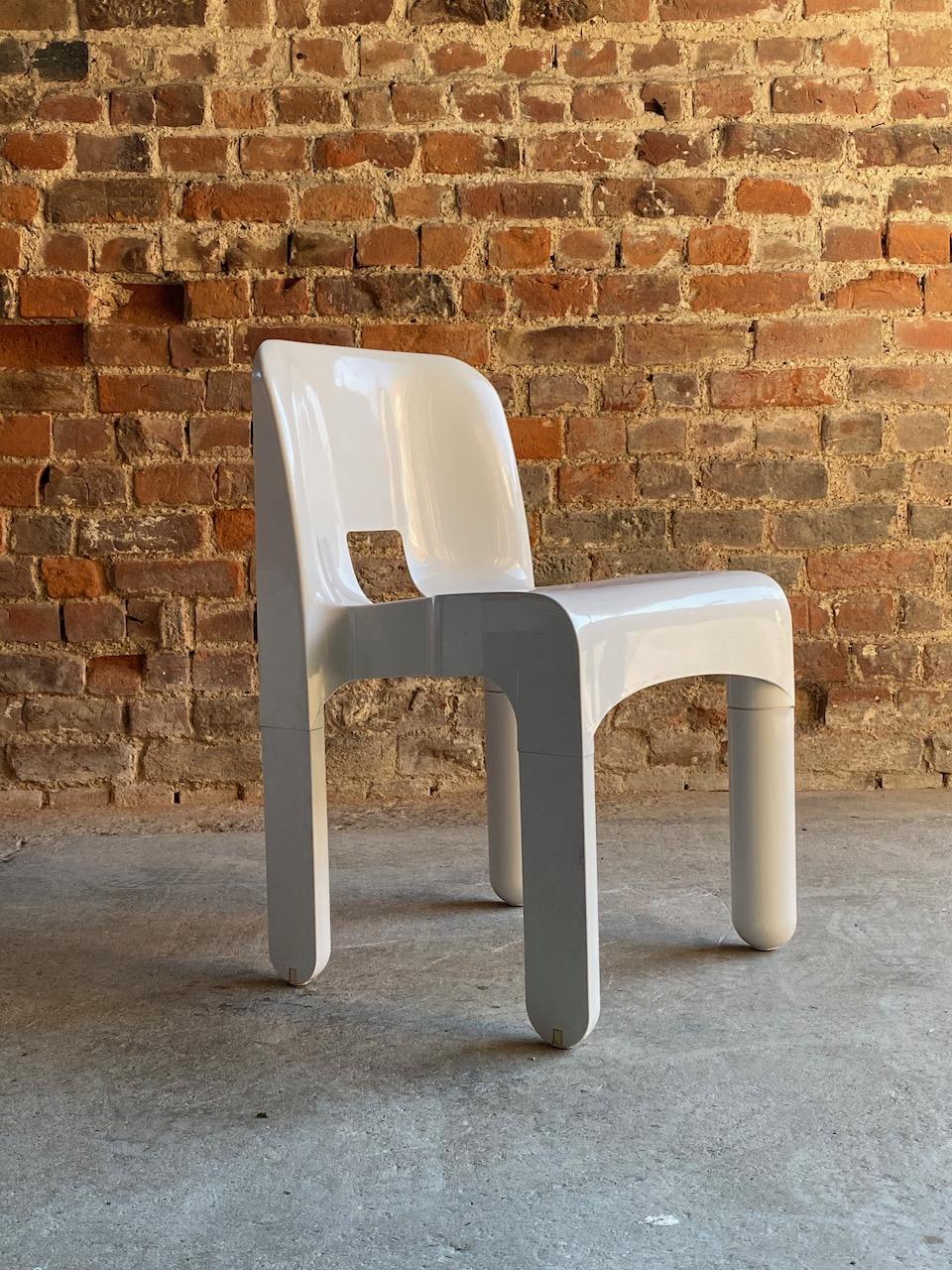 Joe Colombo Universale Chairs Model 4867 Set of Six by Kartell, Italy, 1967 In Good Condition In Longdon, Tewkesbury