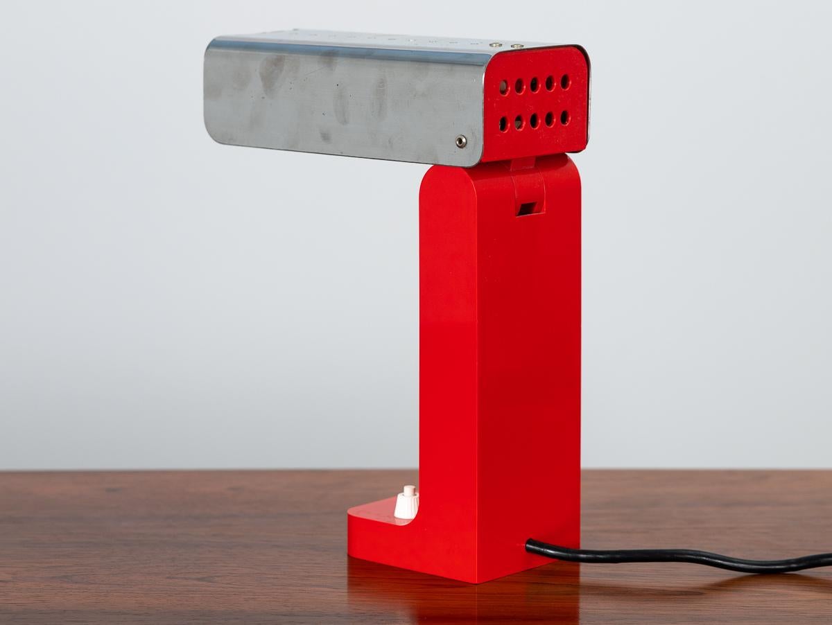 Joe Colombo Vademecum Lamp in Red In Good Condition For Sale In Brooklyn, NY
