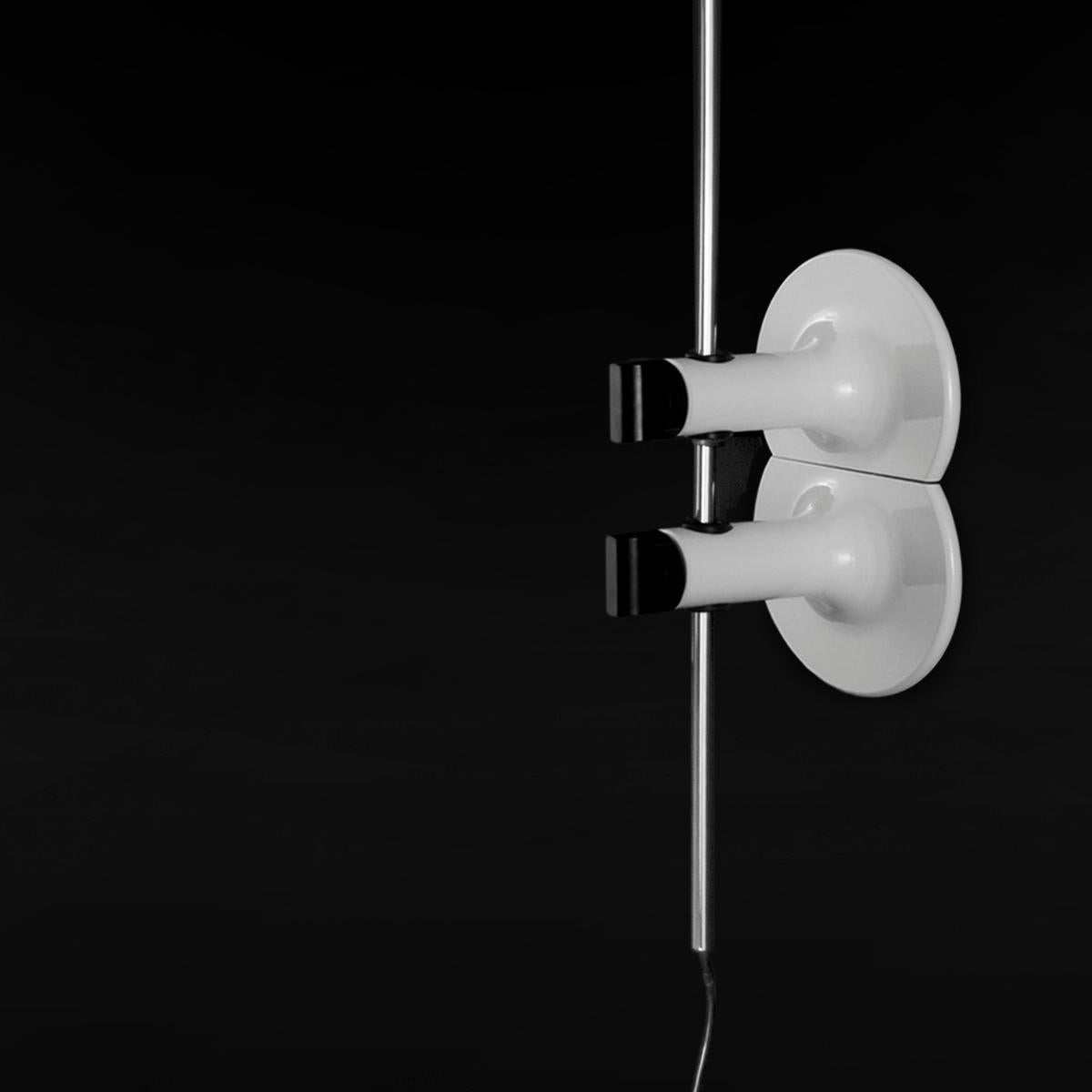 Aplique Joe Colombo 'Coupé' Blanco by Oluce Italiano en venta