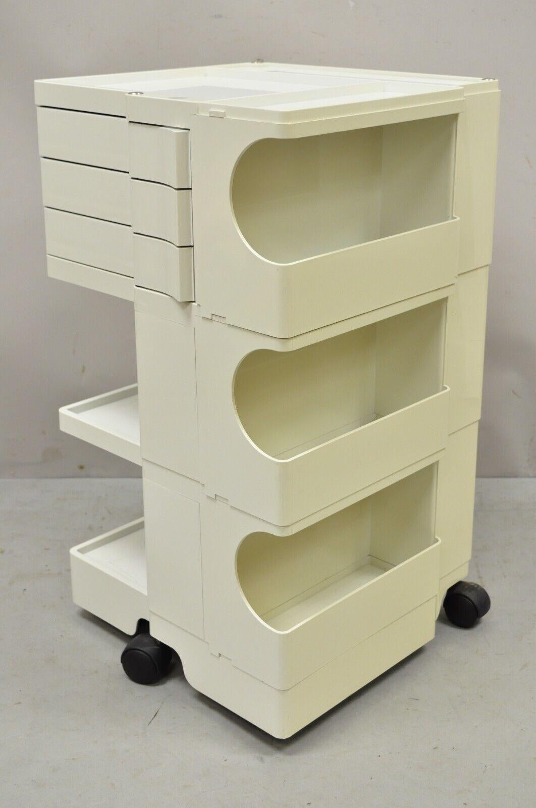 Joe Colombo White Boby Storage Trolley by Bieffeplast, Italy In Good Condition In Philadelphia, PA