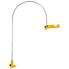 Joe Colombo Yellow Spider Table Clamp Bow Lamp, O-Luce, Italy, 1960s