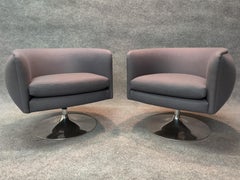 Joe D'Urso for Knoll Pair of Swivel Lounge Chairs