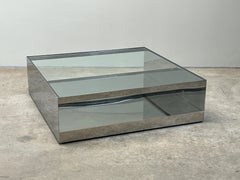 Mesa baja de acero inoxidable pulido Joe D'Urso