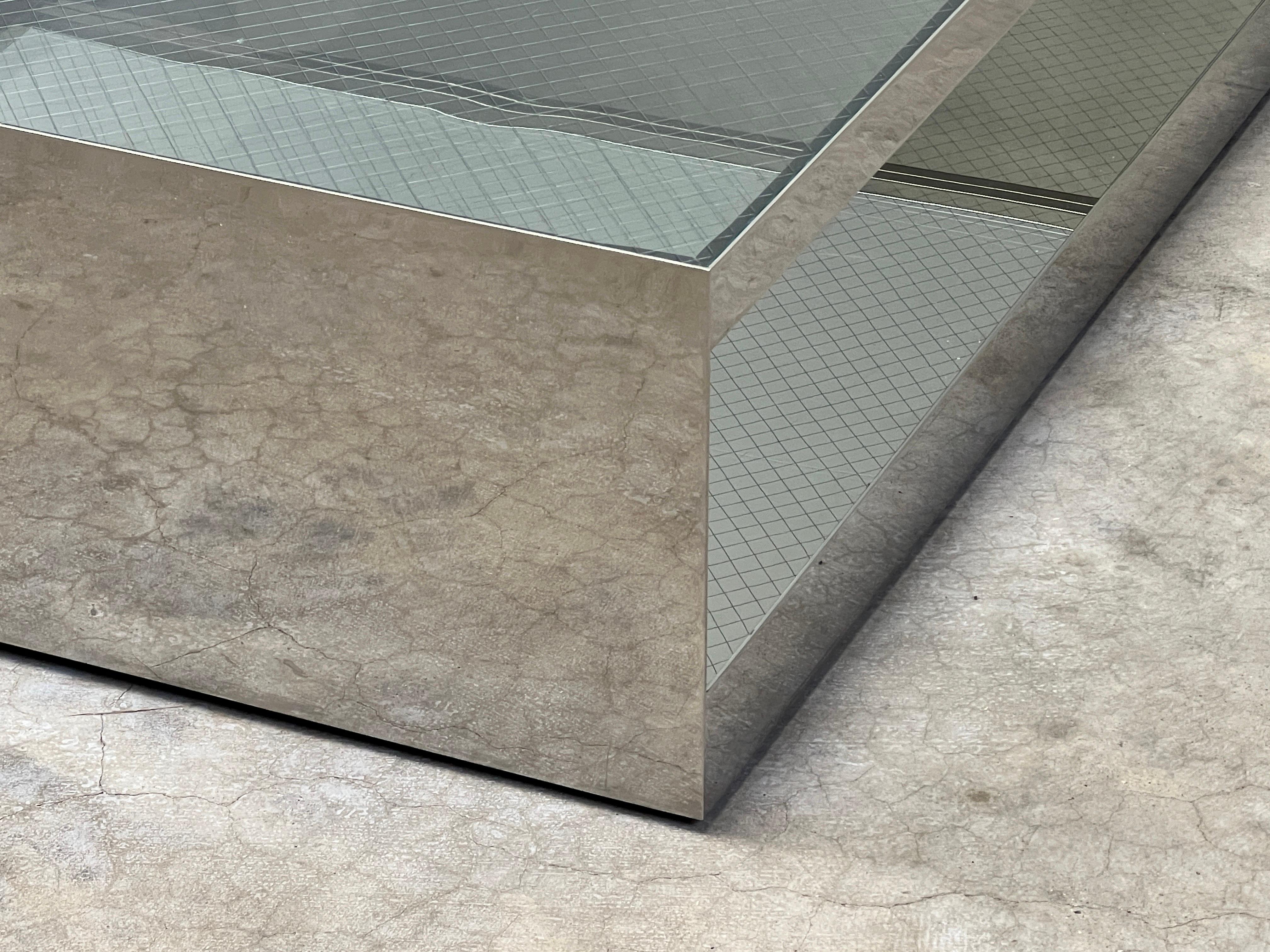 Fin du 20e siècle Table basse Joe D'urso en acier inoxydable poli en vente
