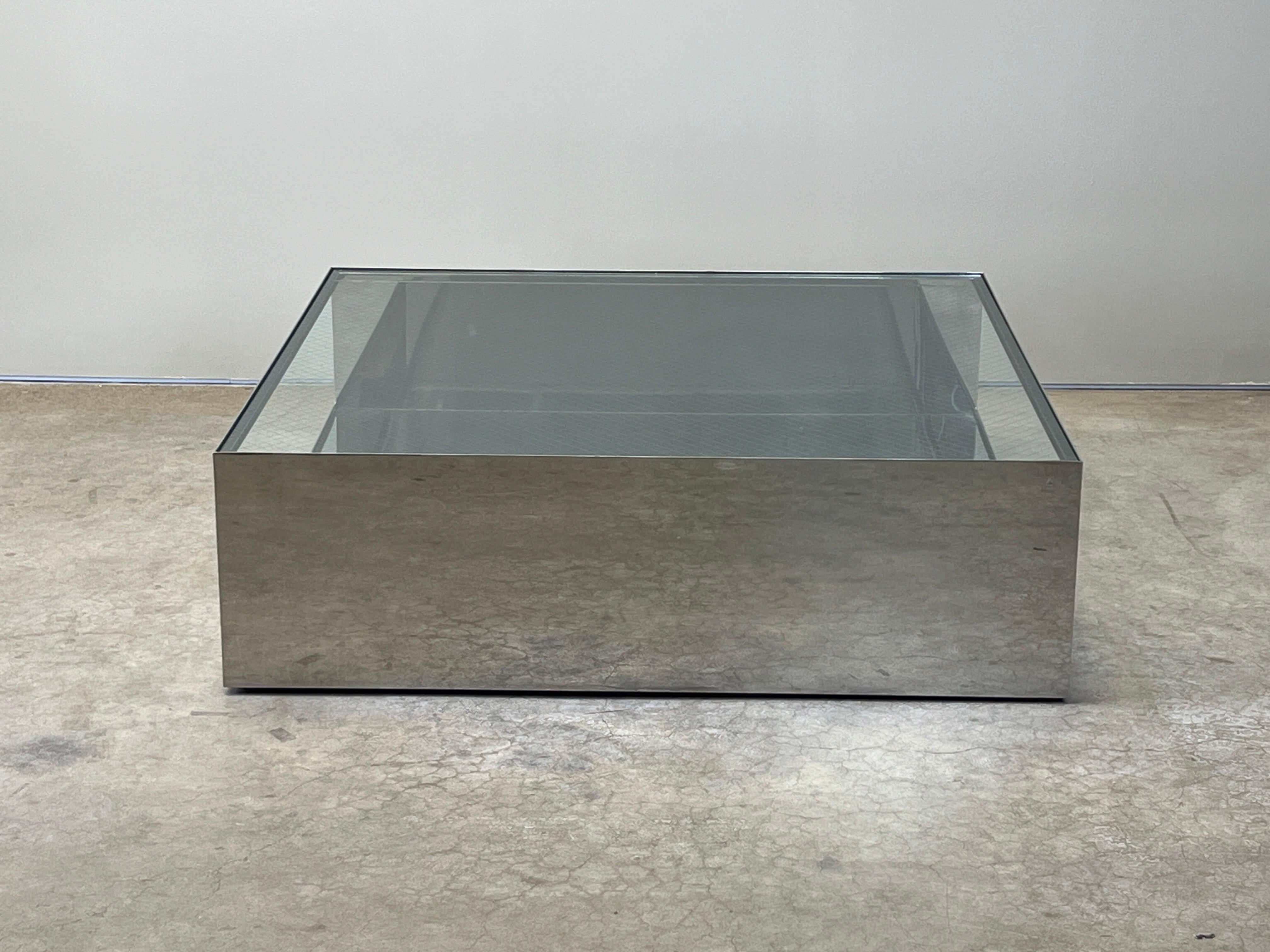 Table basse Joe D'urso en acier inoxydable poli en vente 3