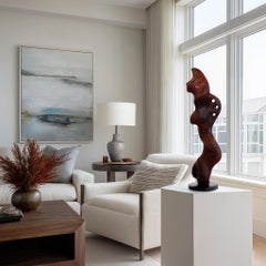 Diva - Escultura original de madera roja con forma orgánica abstracta de tamaño mediano sobre base de madera