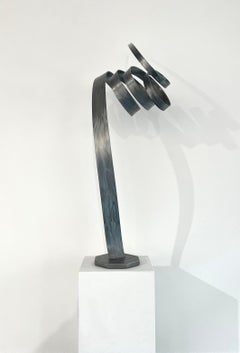 "Vórtice", escultura abstracta de acero