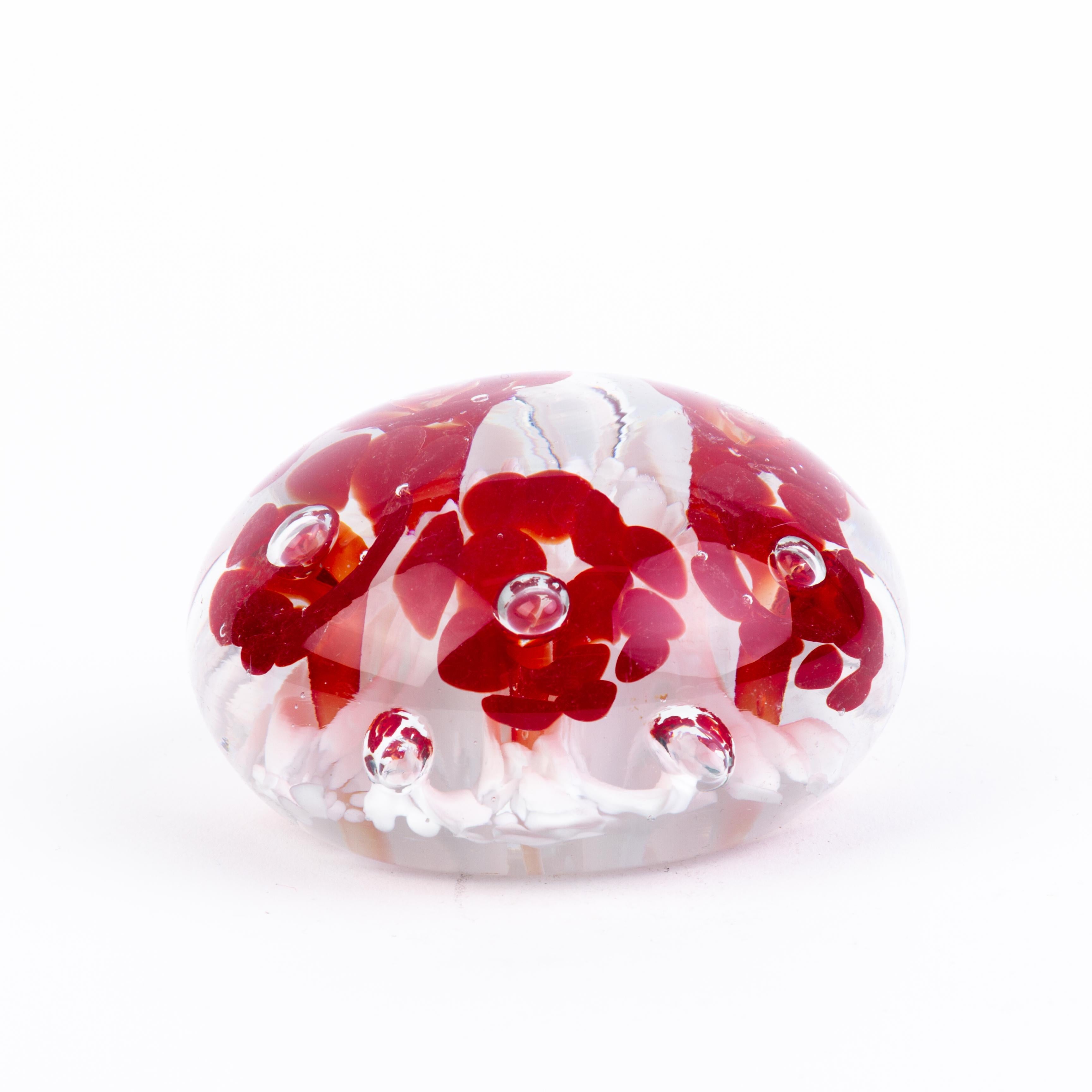 Joe St Clair Designer Blown Glass Desk Paperweight 
Good condition 
From a private collection.
Free international shipping.