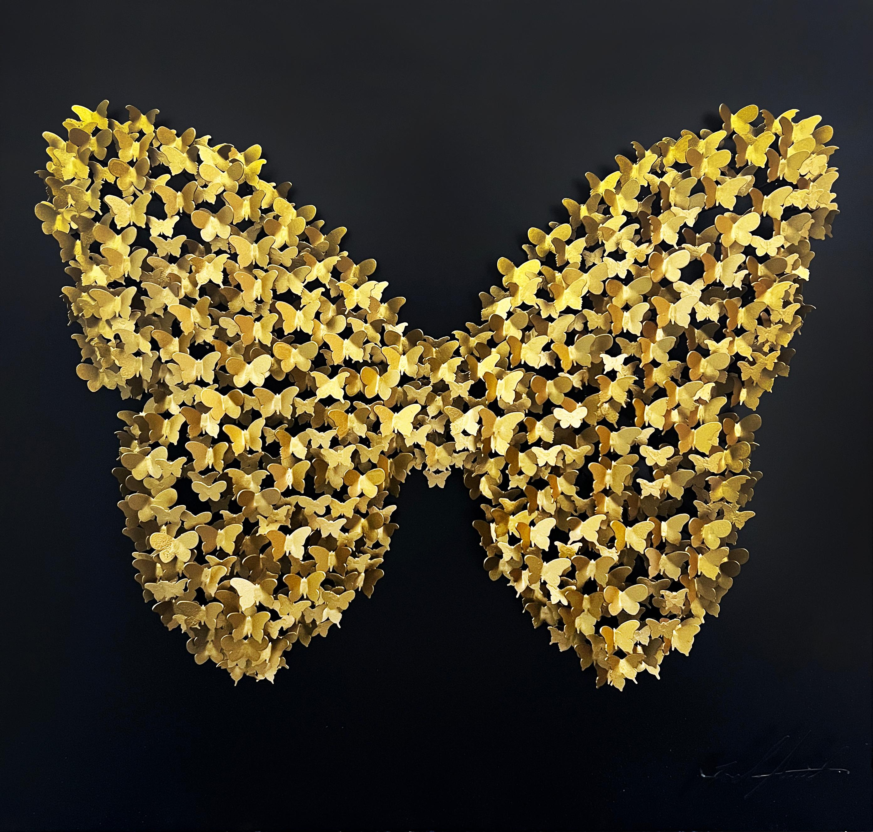 Circle of Life (Schmetterling) - Schwarz/Gold, Wandskulptur aus Metall in Mischtechnik