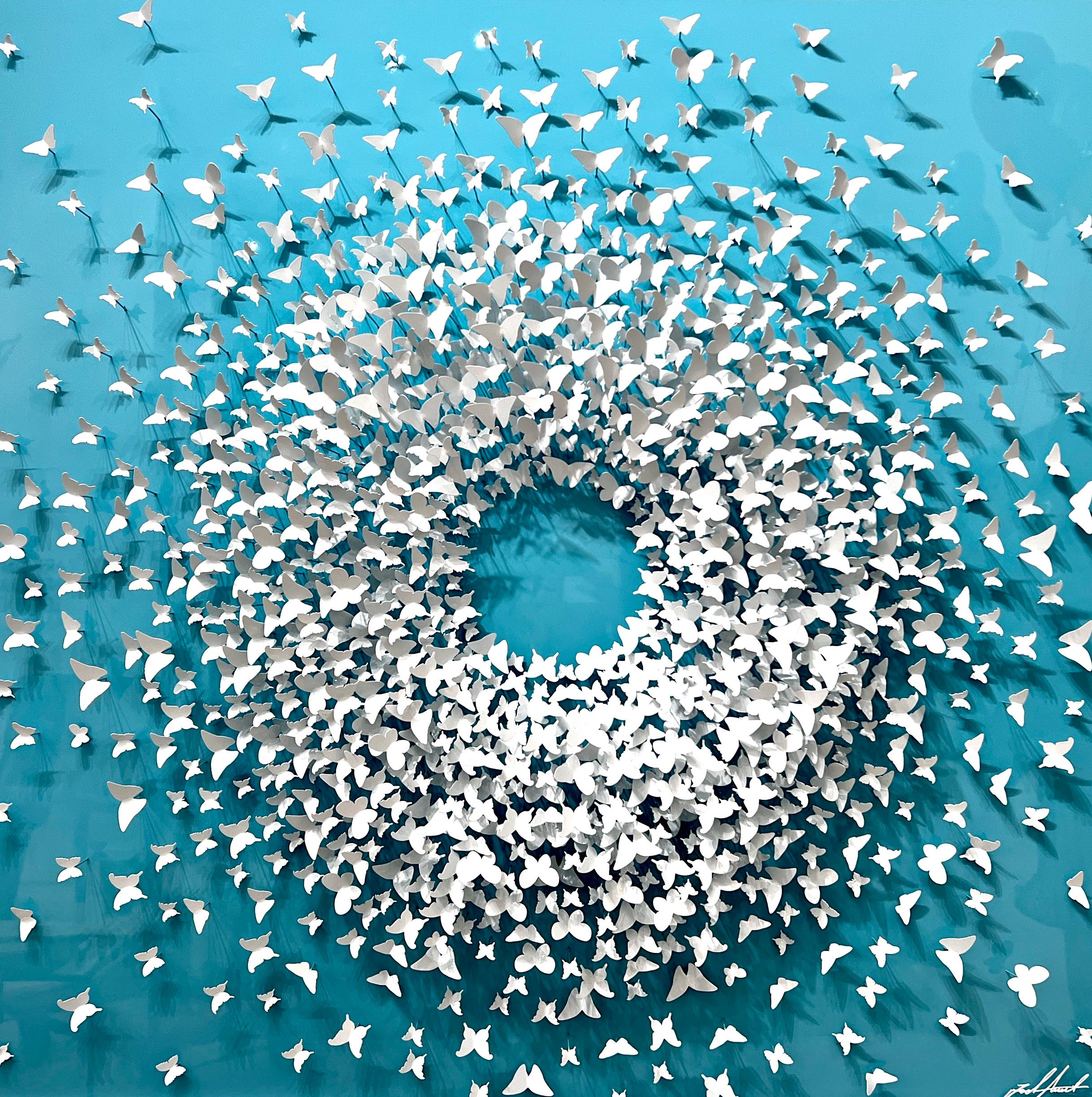Here Comes the Sun (Sky Blue/White), scultura da parete in metallo a tecnica mista - Mixed Media Art di Joel Amit