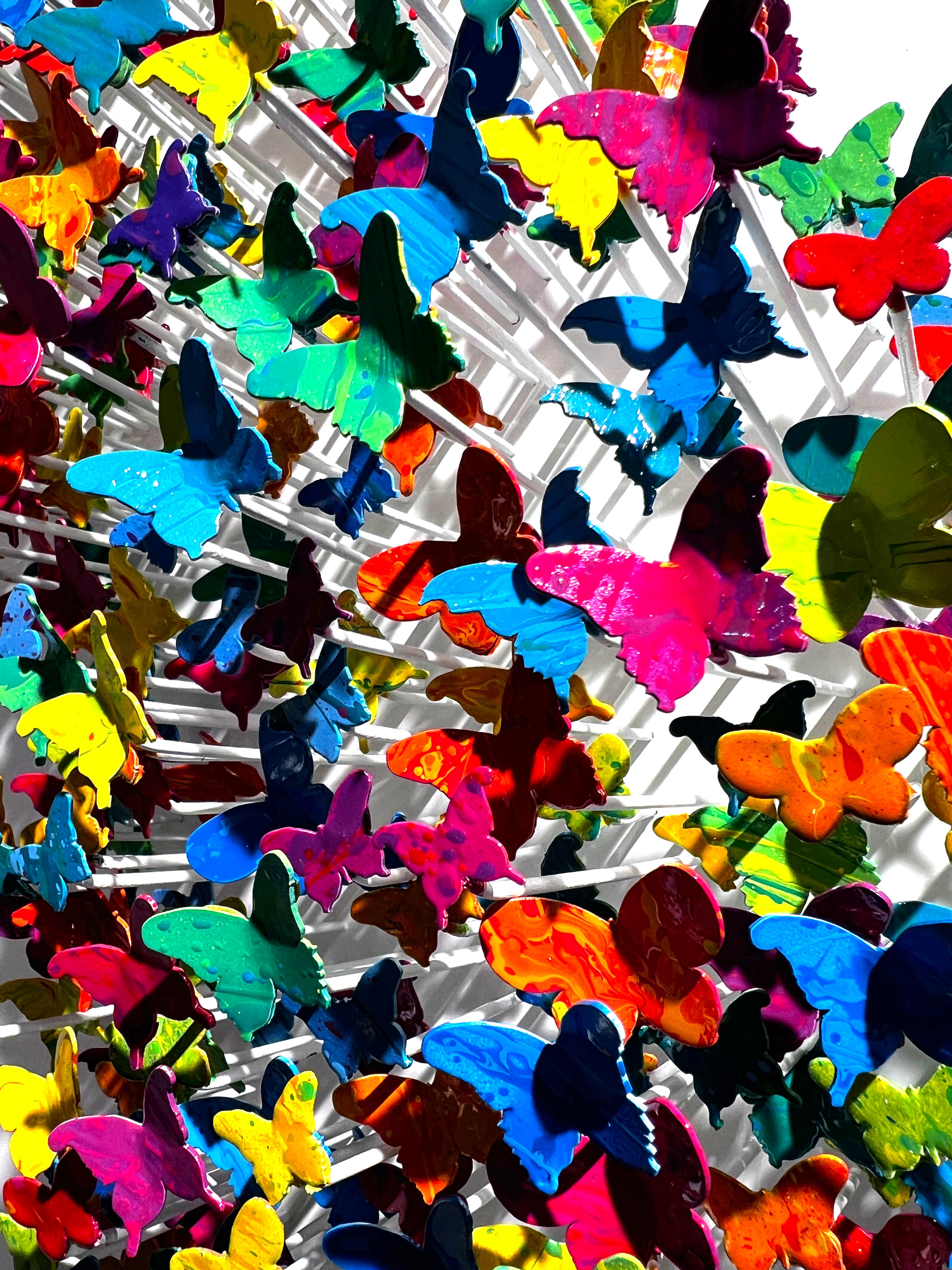 Kreis des Lebens Schmetterling - Candy, Wandskulptur aus Metall in Mischtechnik im Angebot 1